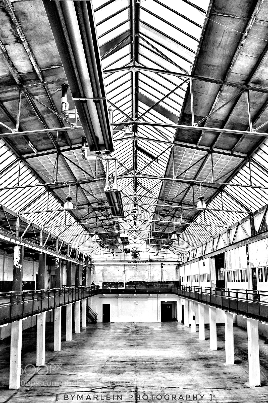 Canon EOS 1200D (EOS Rebel T5 / EOS Kiss X70 / EOS Hi) sample photo. Old factory photography