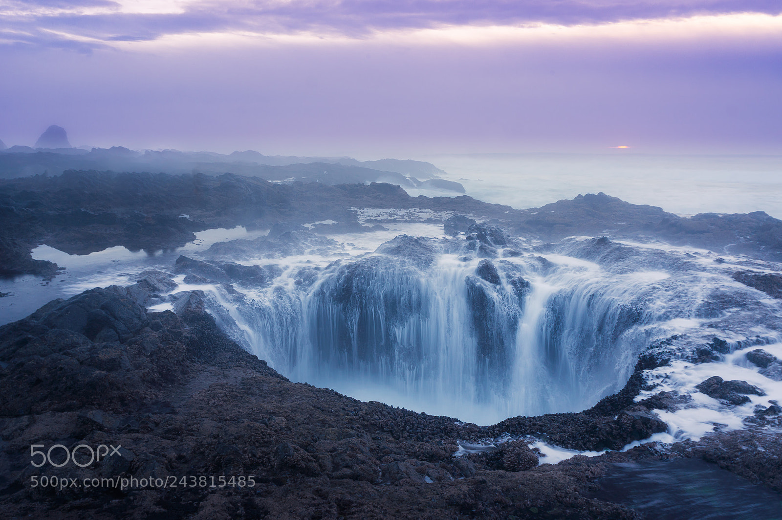 Sony Alpha NEX-5N sample photo. Thor's well photography