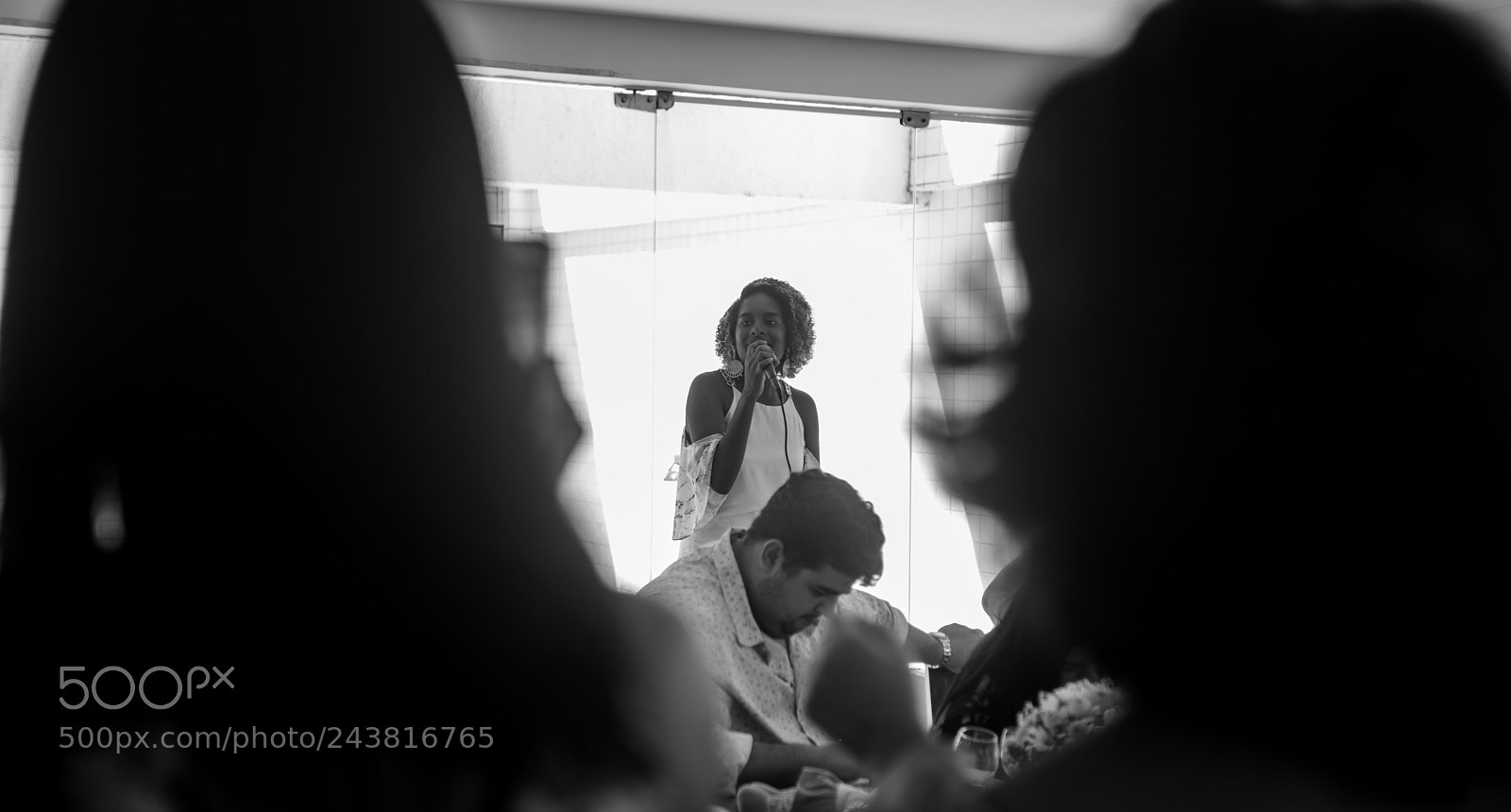 Nikon D800 sample photo. The singer photography