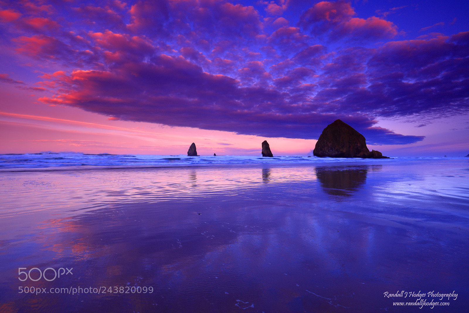 Canon EOS 5DS R sample photo. Sunrise with haystack rock photography