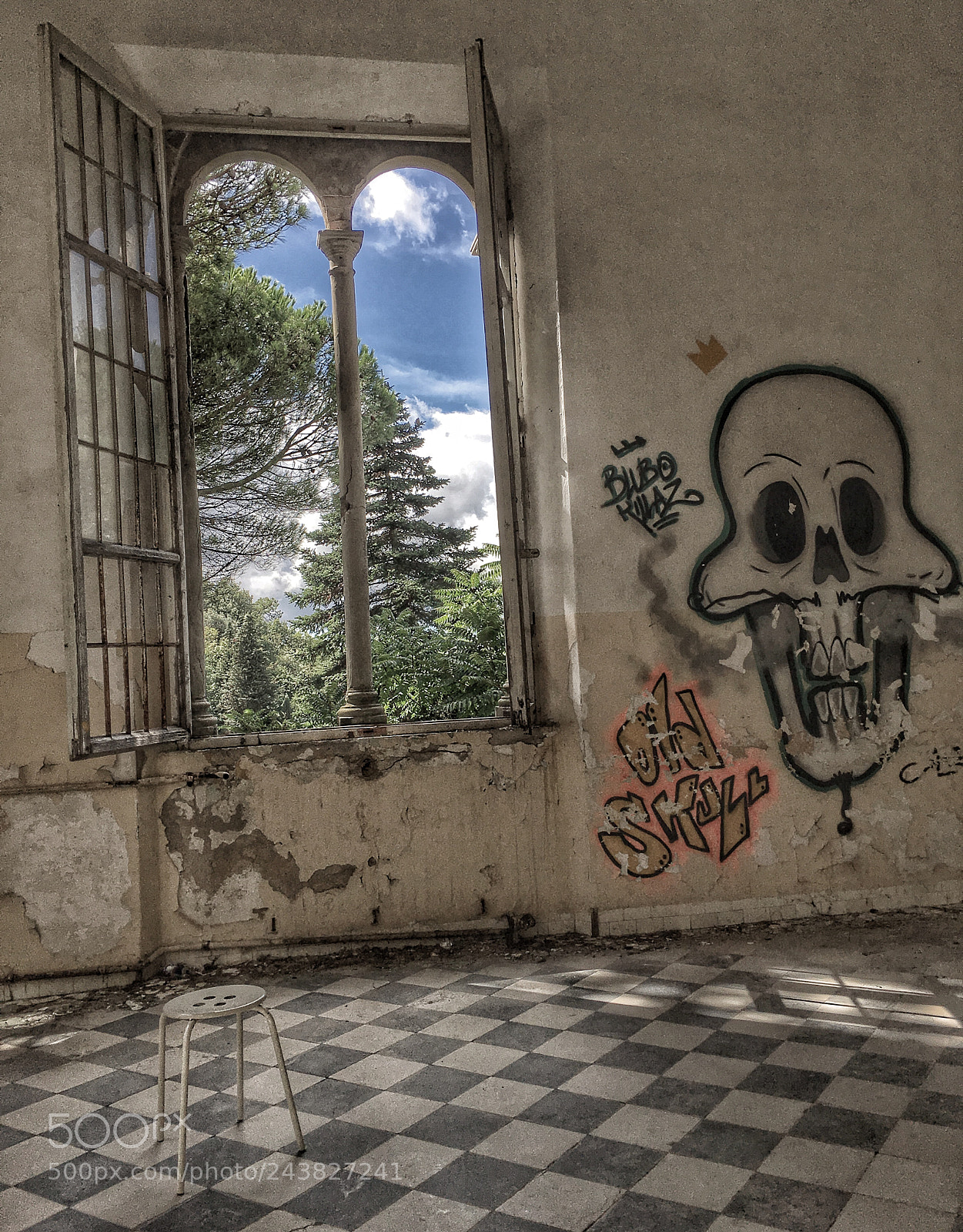 Apple iPhone 6s sample photo. Asylum pic photography