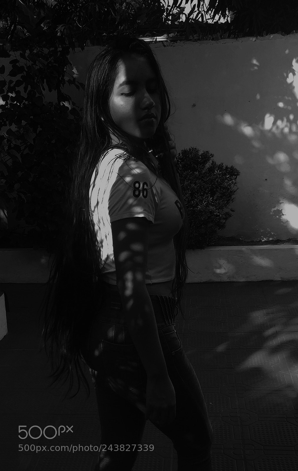 Apple iPhone 6 sample photo. Pretty woman posing photography