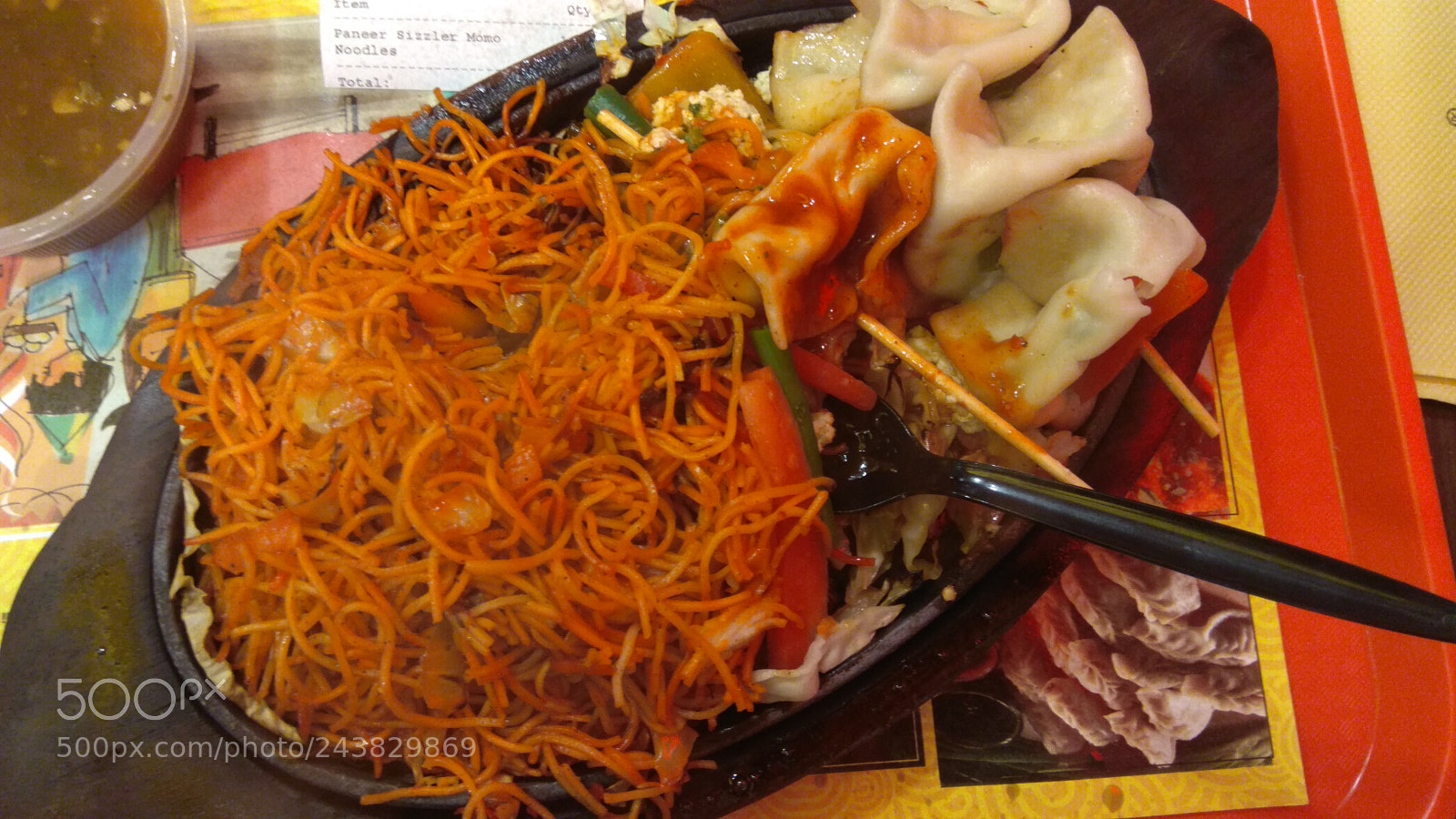 Xiaomi Redmi Note 4 sample photo. Momos with chowmein photography