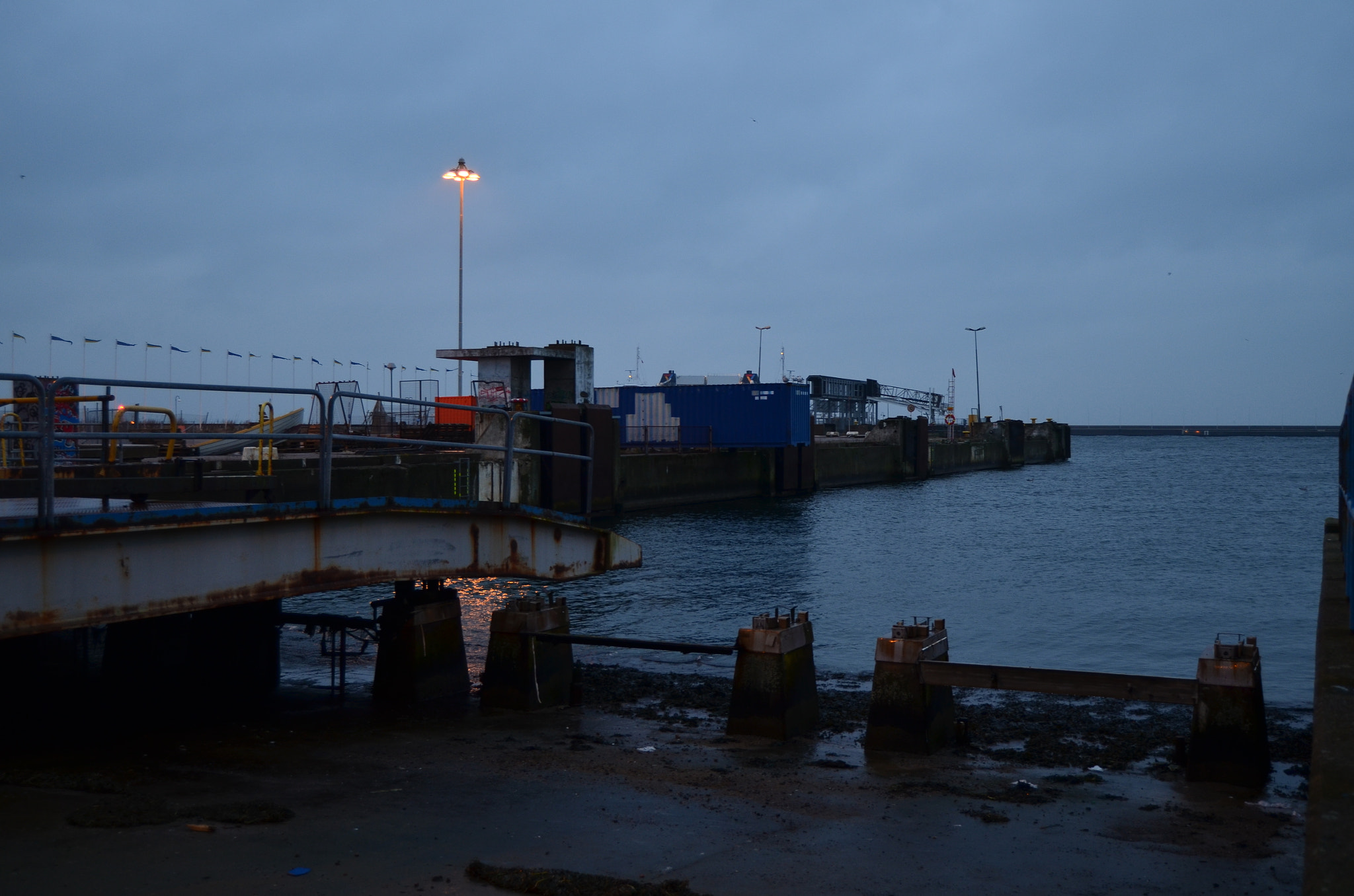 Nikon D5100 sample photo. Dock photography