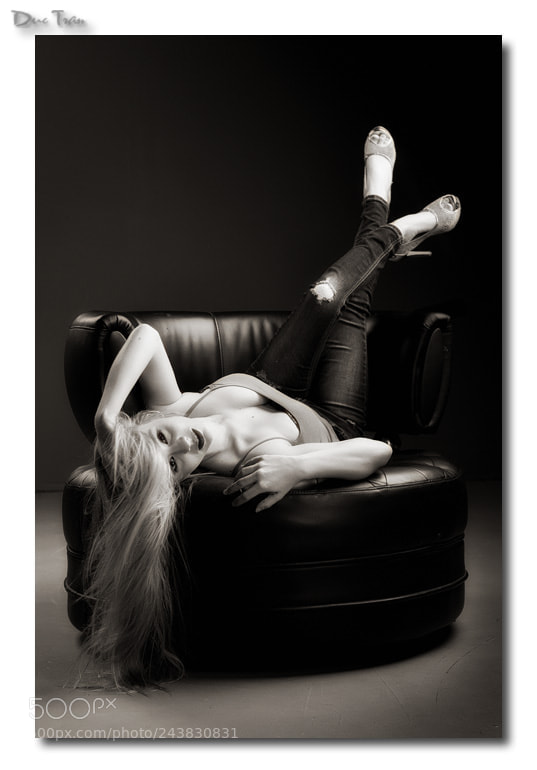 Canon EOS-1D Mark IV sample photo. Bw photography