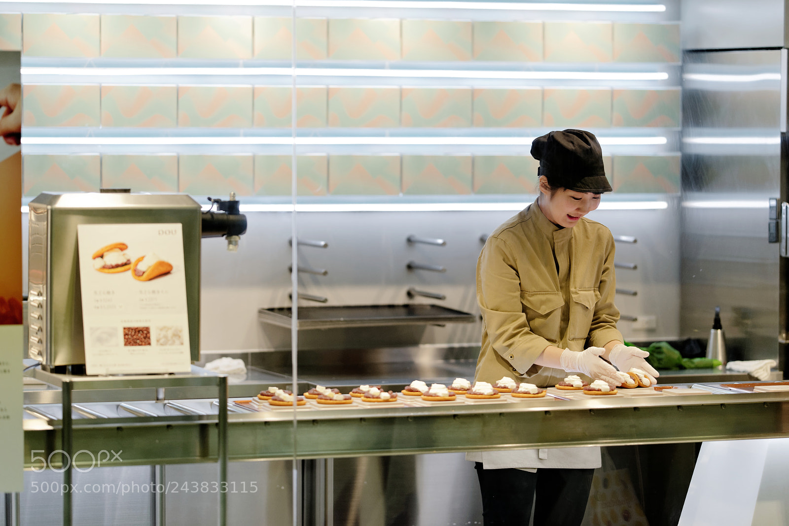 Nikon D800 sample photo. Pastry chef photography