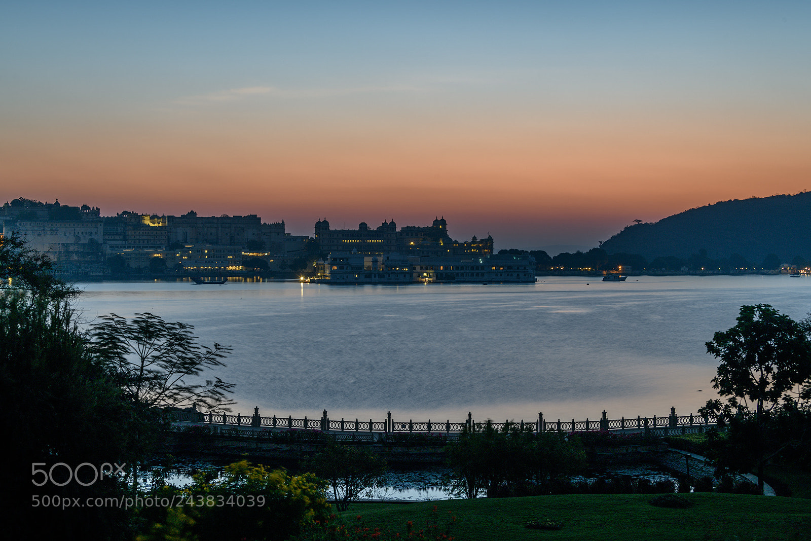 Nikon D850 sample photo. Sunrise over city palace photography