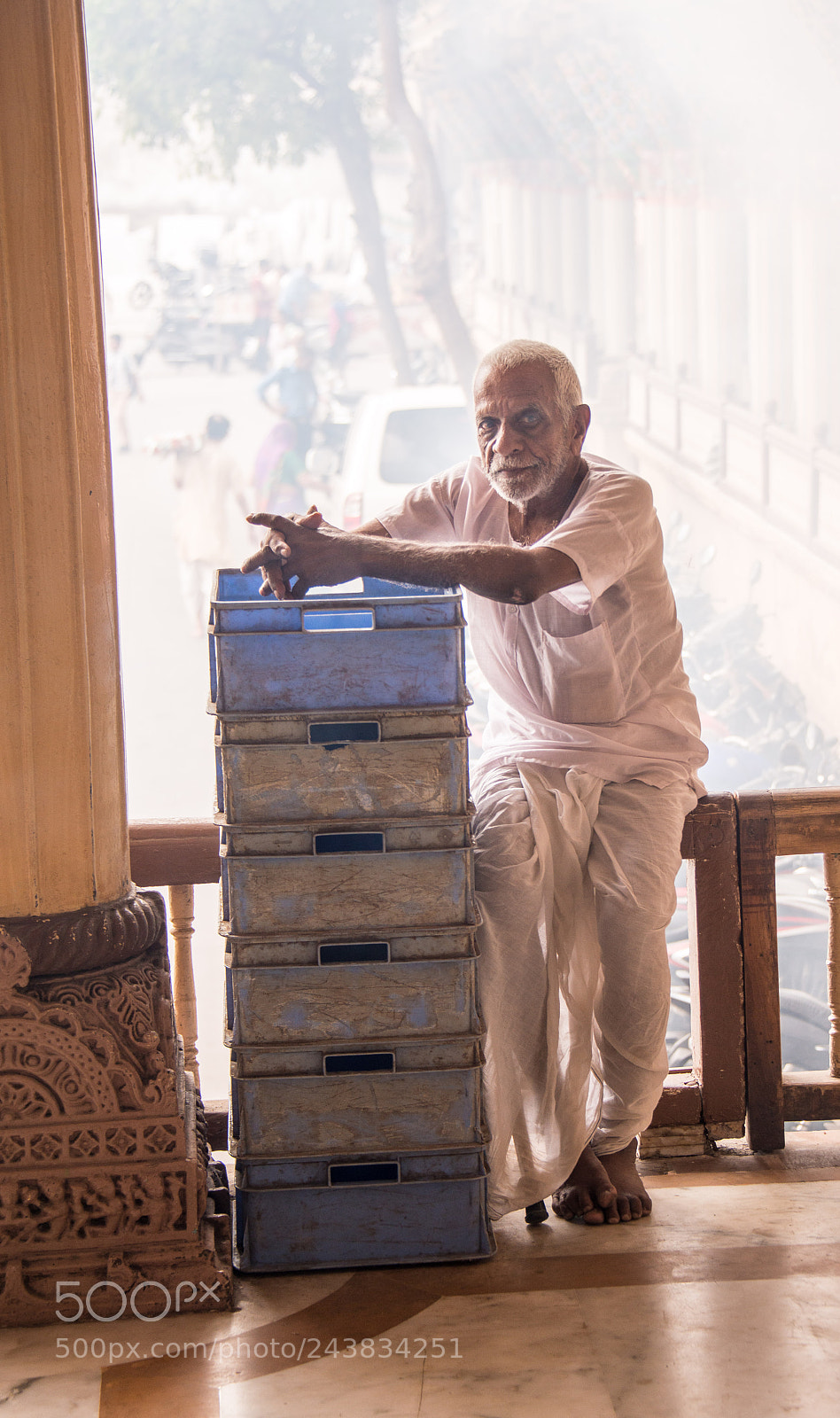 Nikon D800 sample photo. The empty box man photography