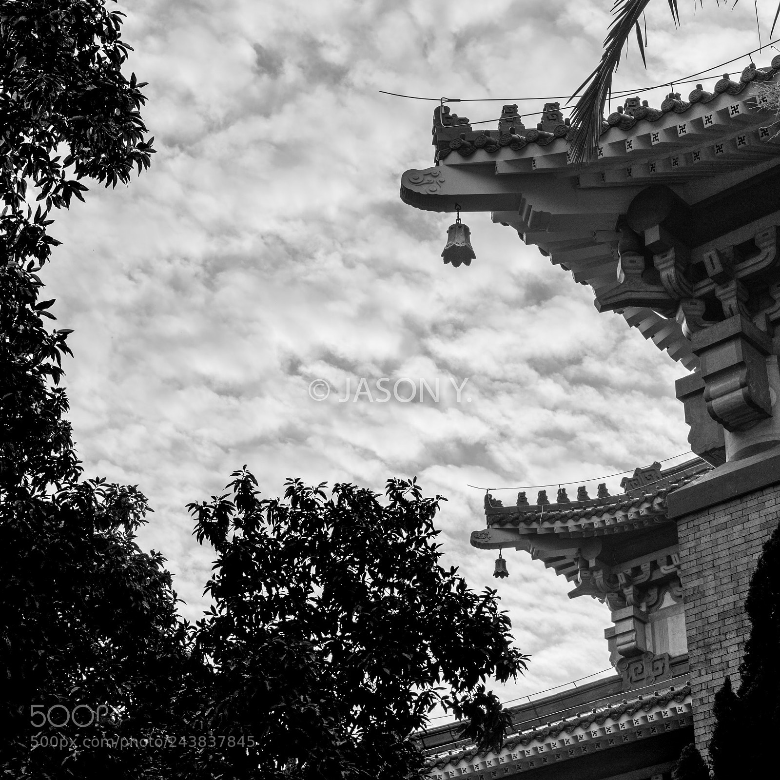 Sony a7 II sample photo. Eaves chinese style photography