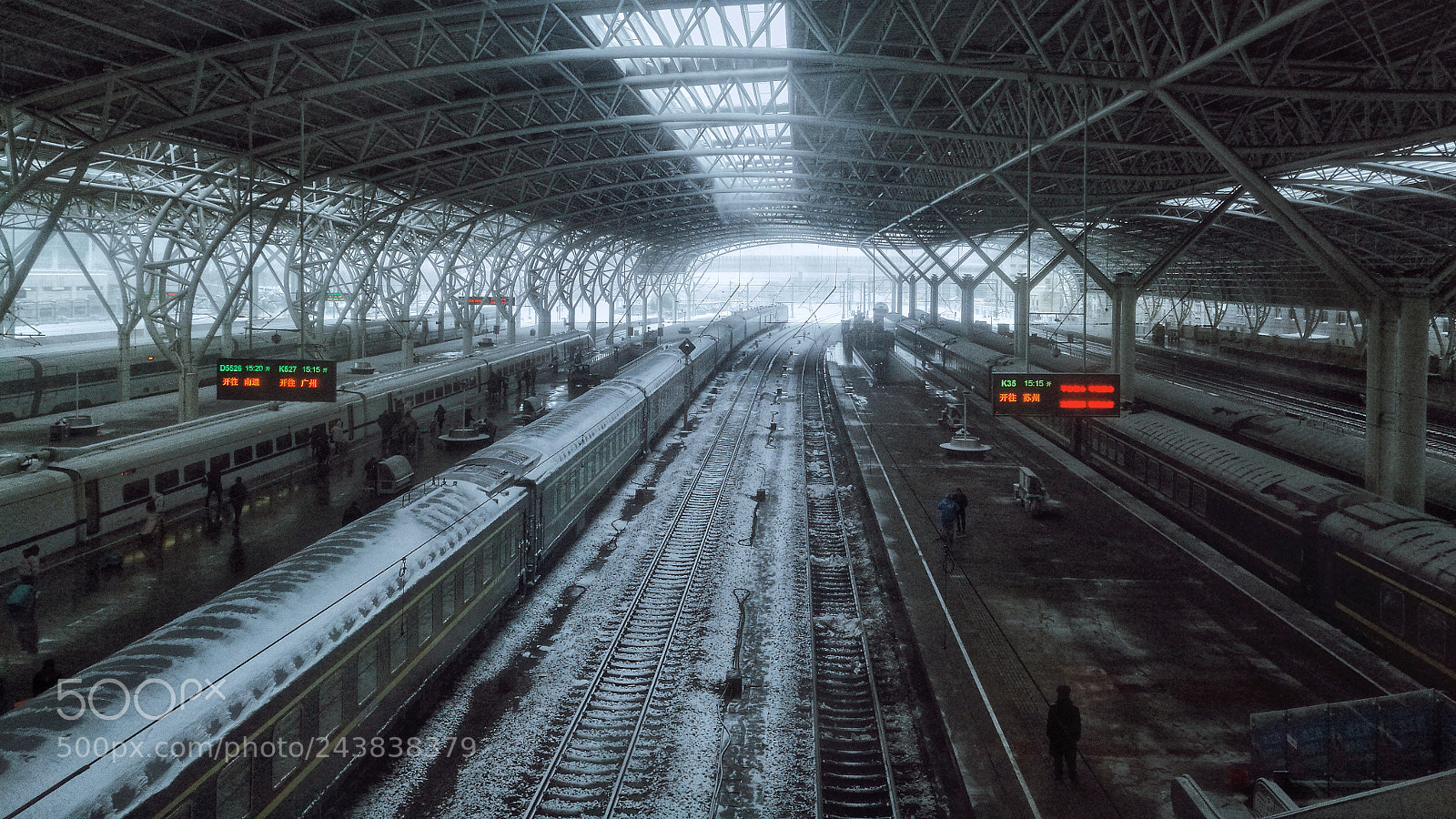HUAWEI Mate 8 sample photo. Snow in railway station photography