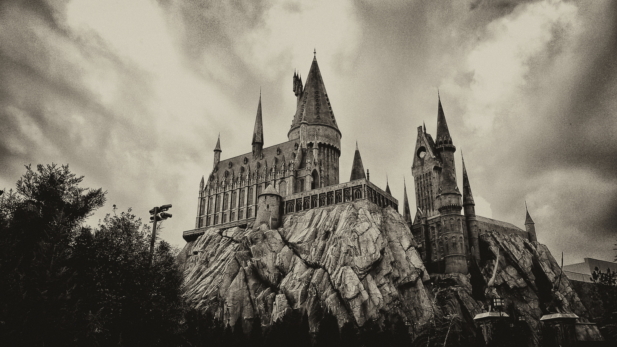 Panasonic Lumix DMC-GH2 sample photo. Hogwarts photography