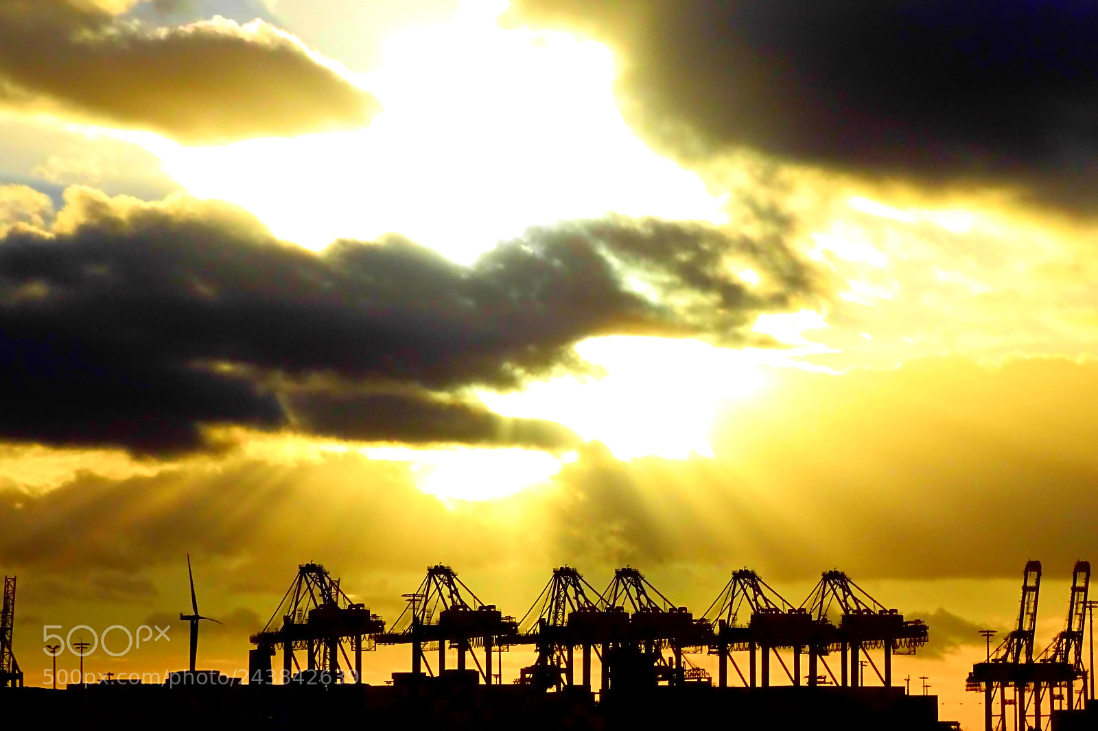 Sony Cyber-shot DSC-HX400V sample photo. Hafen in der sonne photography