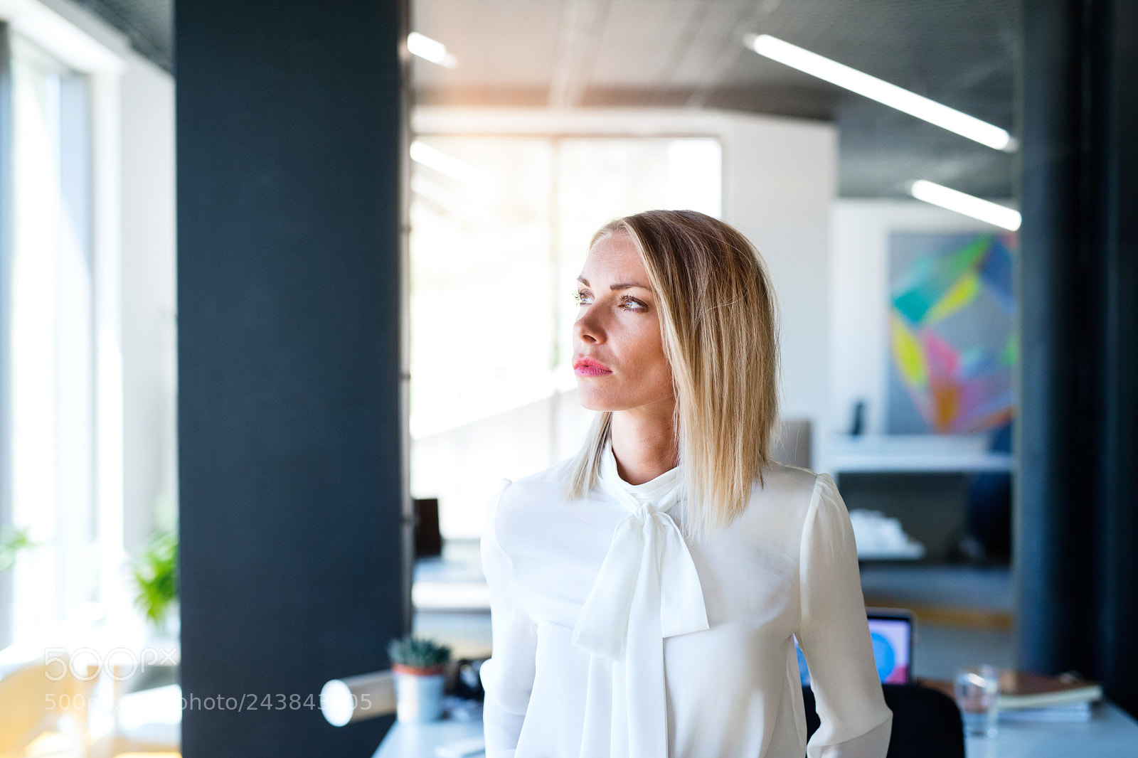 Nikon D5 sample photo. Young businesswoman in her photography