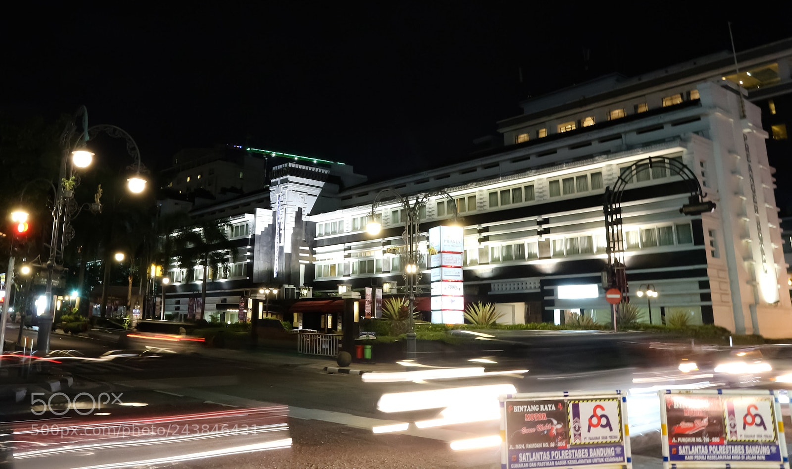Canon EOS M10 sample photo. Untitled photography