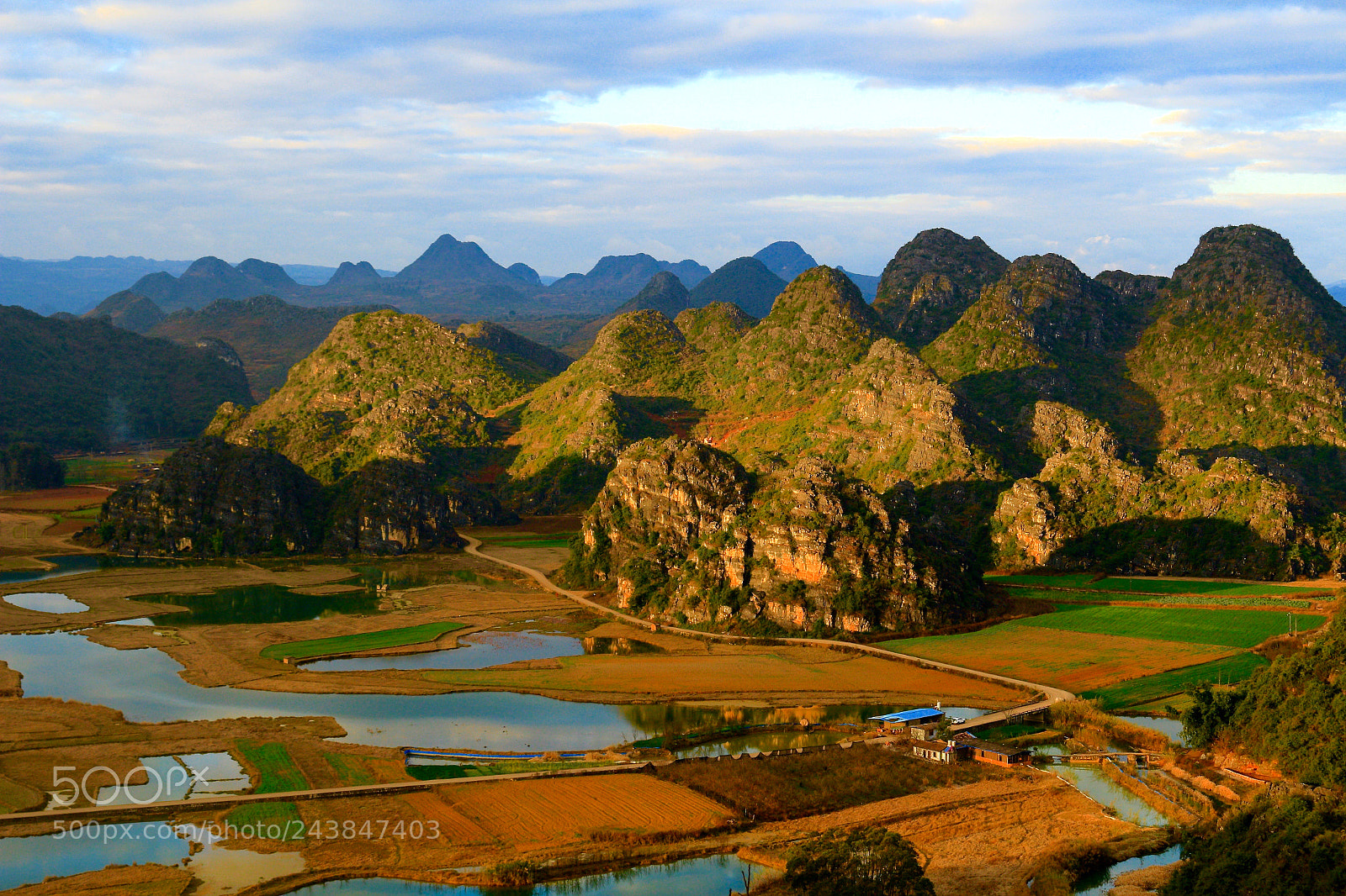 Canon EOS 100D (EOS Rebel SL1 / EOS Kiss X7) sample photo. The karst topography at photography