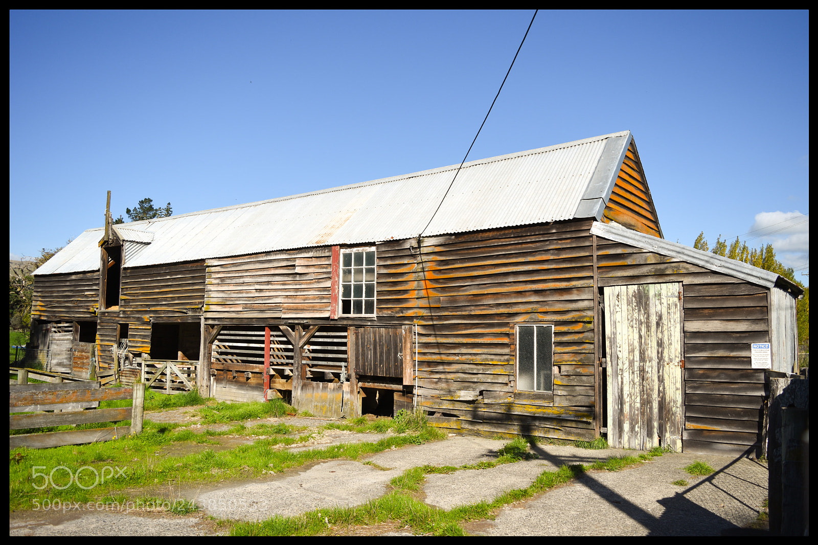 Nikon D5500 sample photo. Old barn on a photography