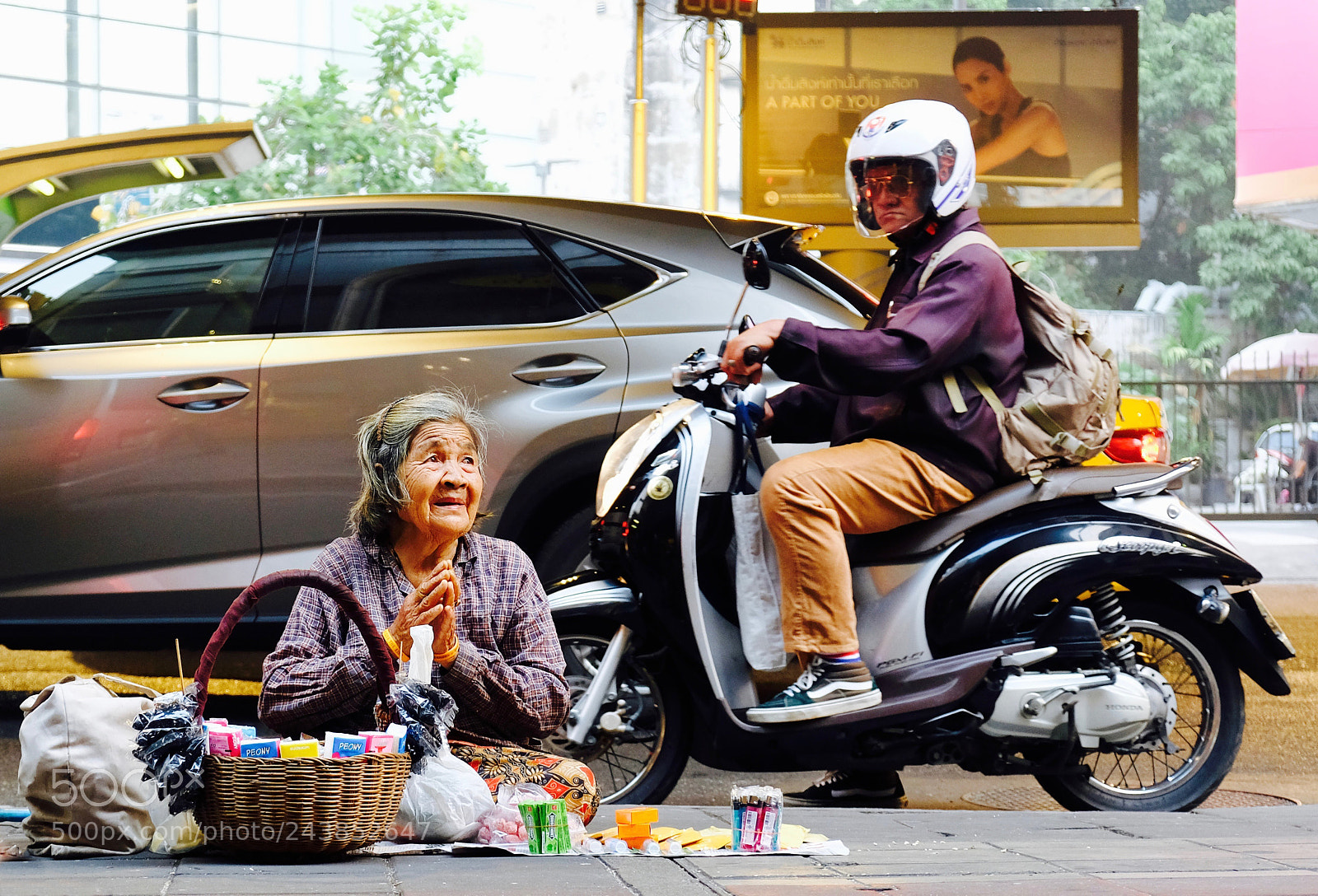 Fujifilm X-T20 sample photo. Street vendor photography