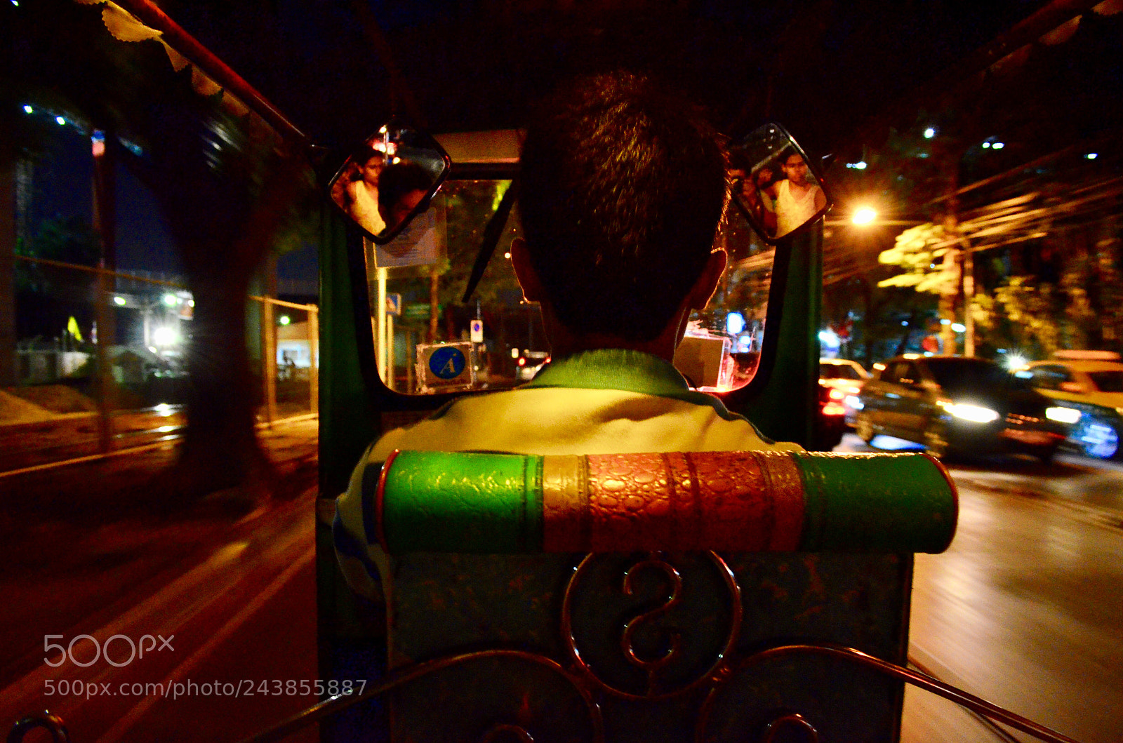 Nikon D5100 sample photo. Ride on a tuk photography