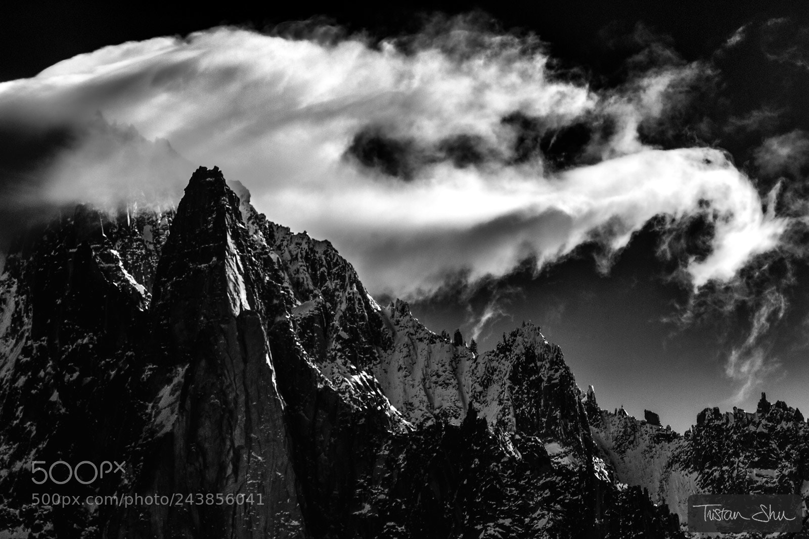 Canon EOS 50D sample photo. The dragon cloud over photography