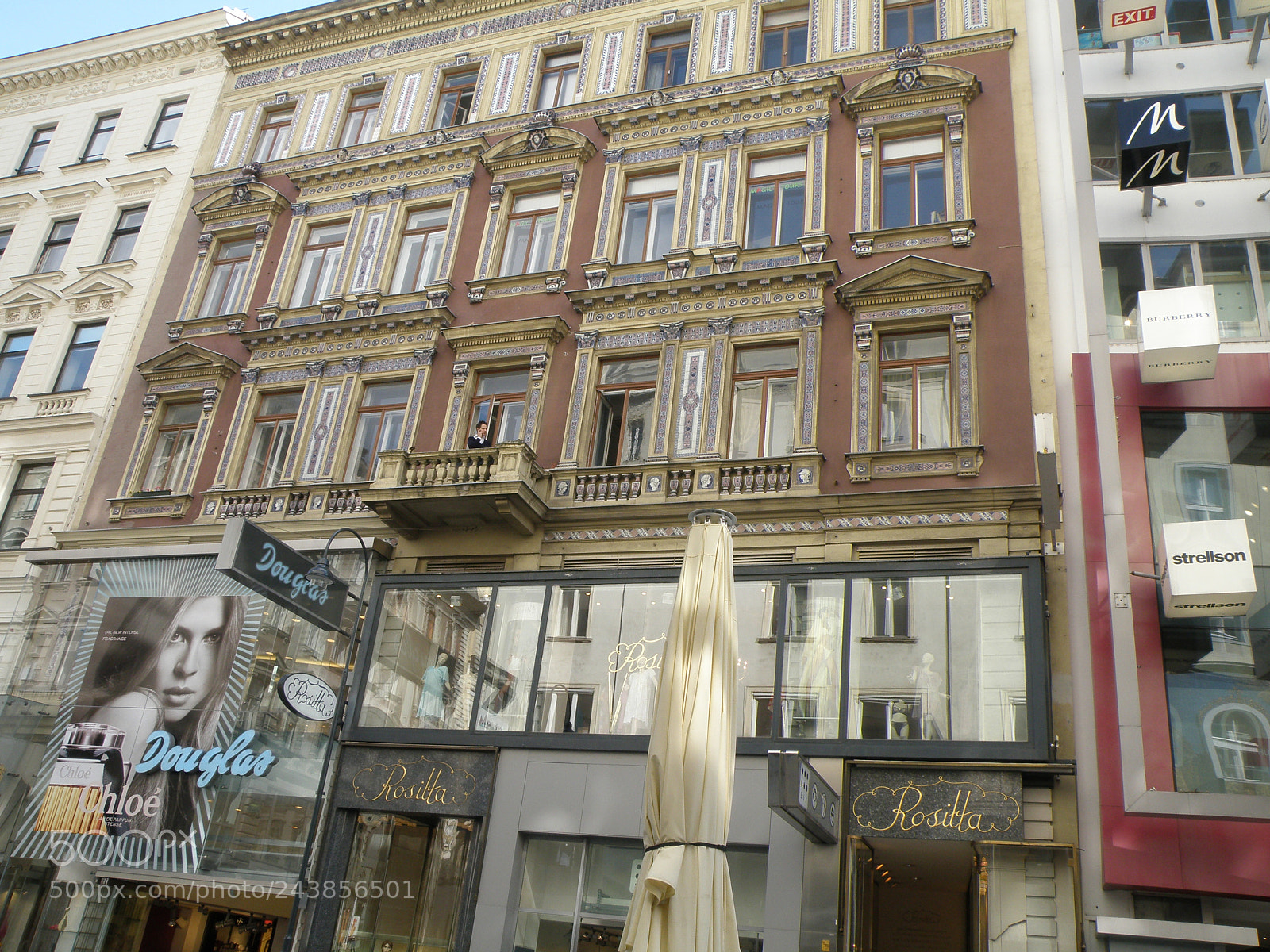 Olympus SP570UZ sample photo. Majestic vienna, austria photography