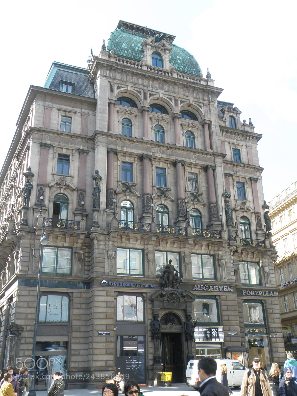 Olympus SP570UZ sample photo. Majestic vienna, austria photography