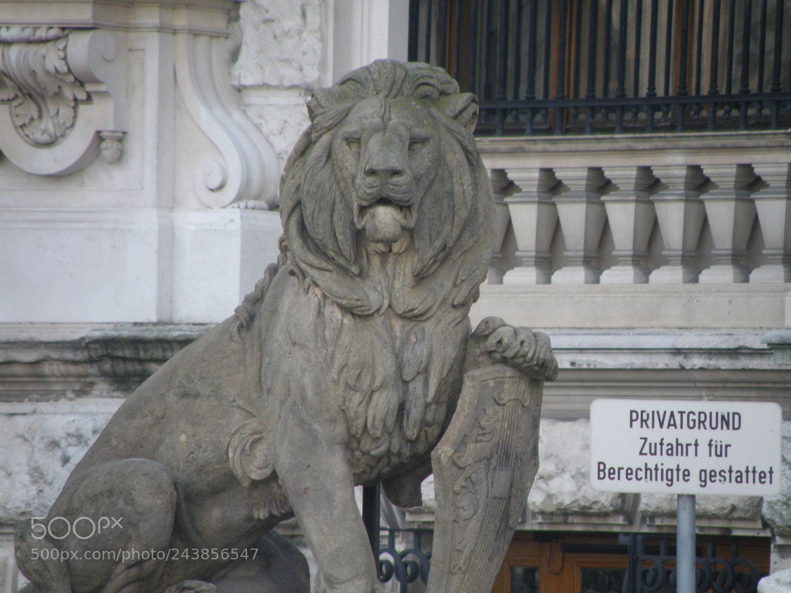 Olympus SP570UZ sample photo. Majestic vienna, austria photography