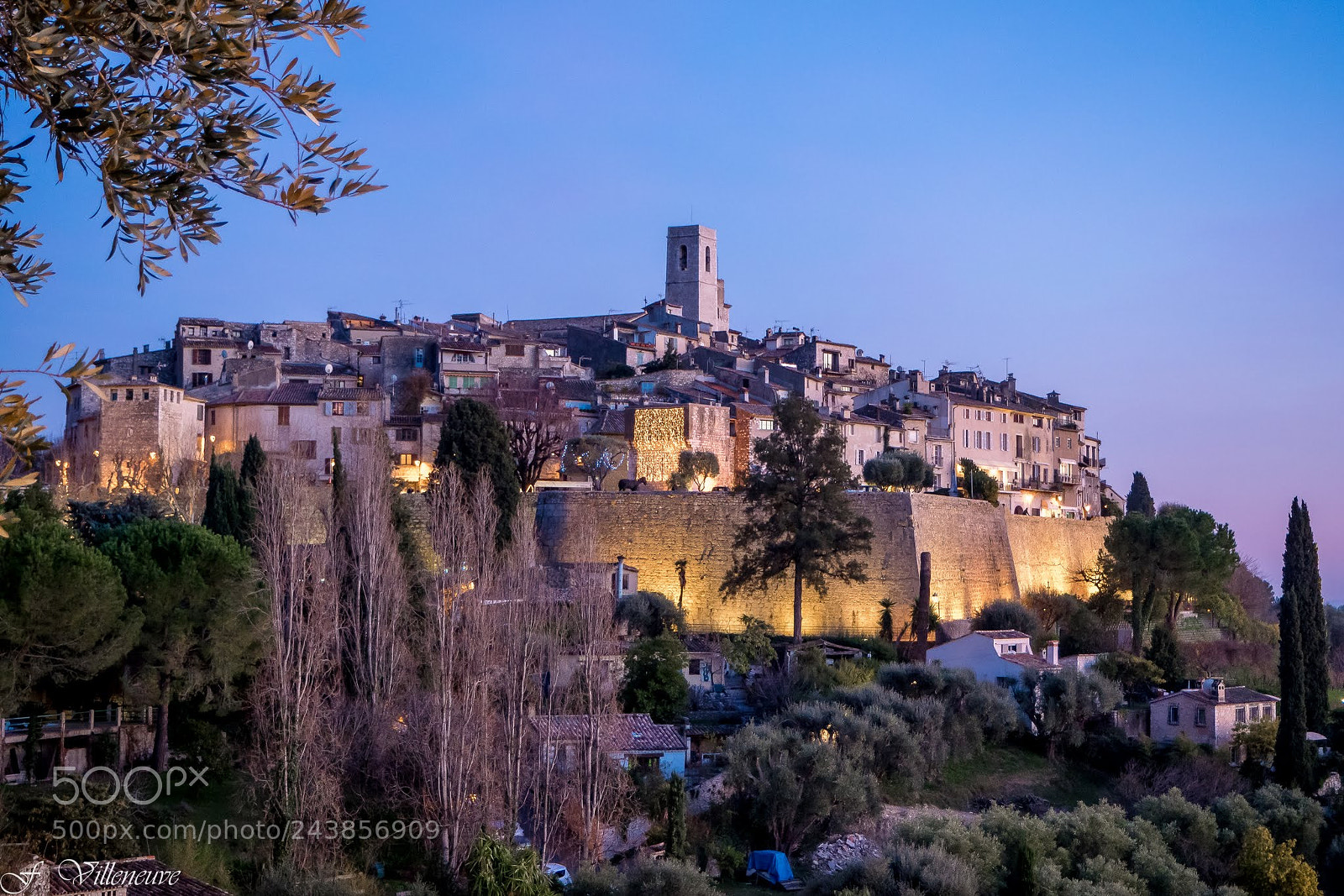 Olympus PEN-F sample photo. Saint paul de vence photography