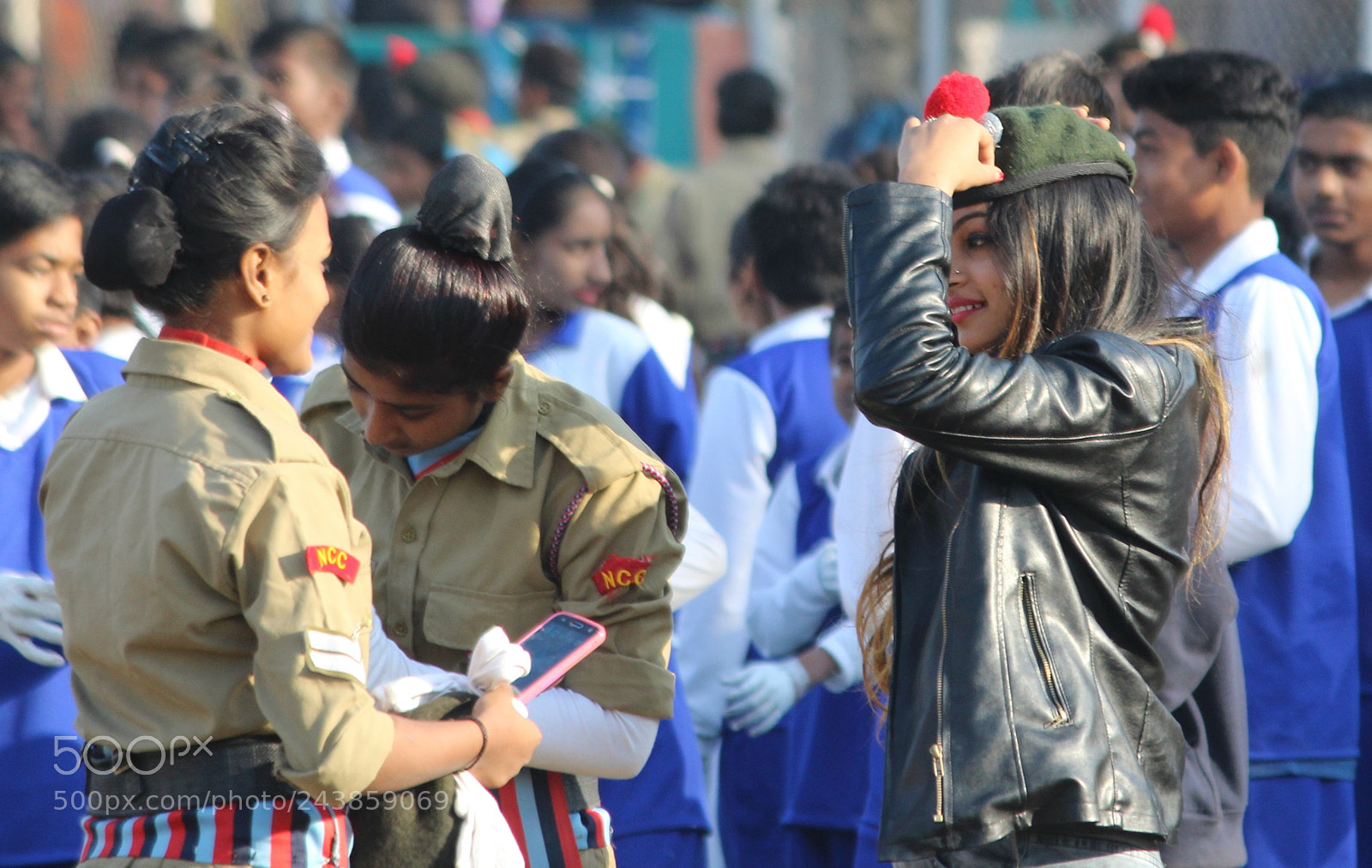 Canon EOS 1200D (EOS Rebel T5 / EOS Kiss X70 / EOS Hi) sample photo. Women empowerment :) photography