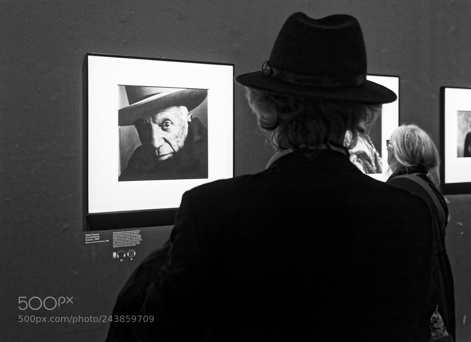 Olympus PEN-F sample photo. Au fil de l'exposition photography