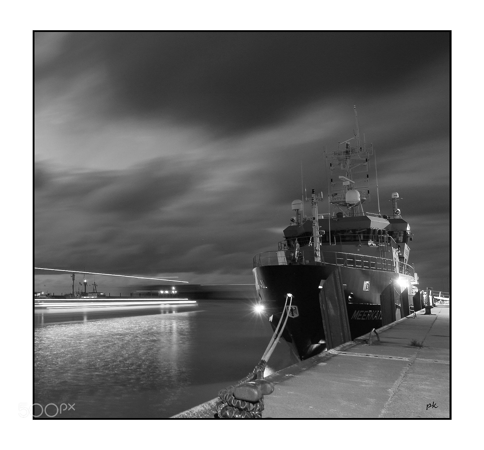 Canon EOS 60D sample photo. Night in the harbor photography