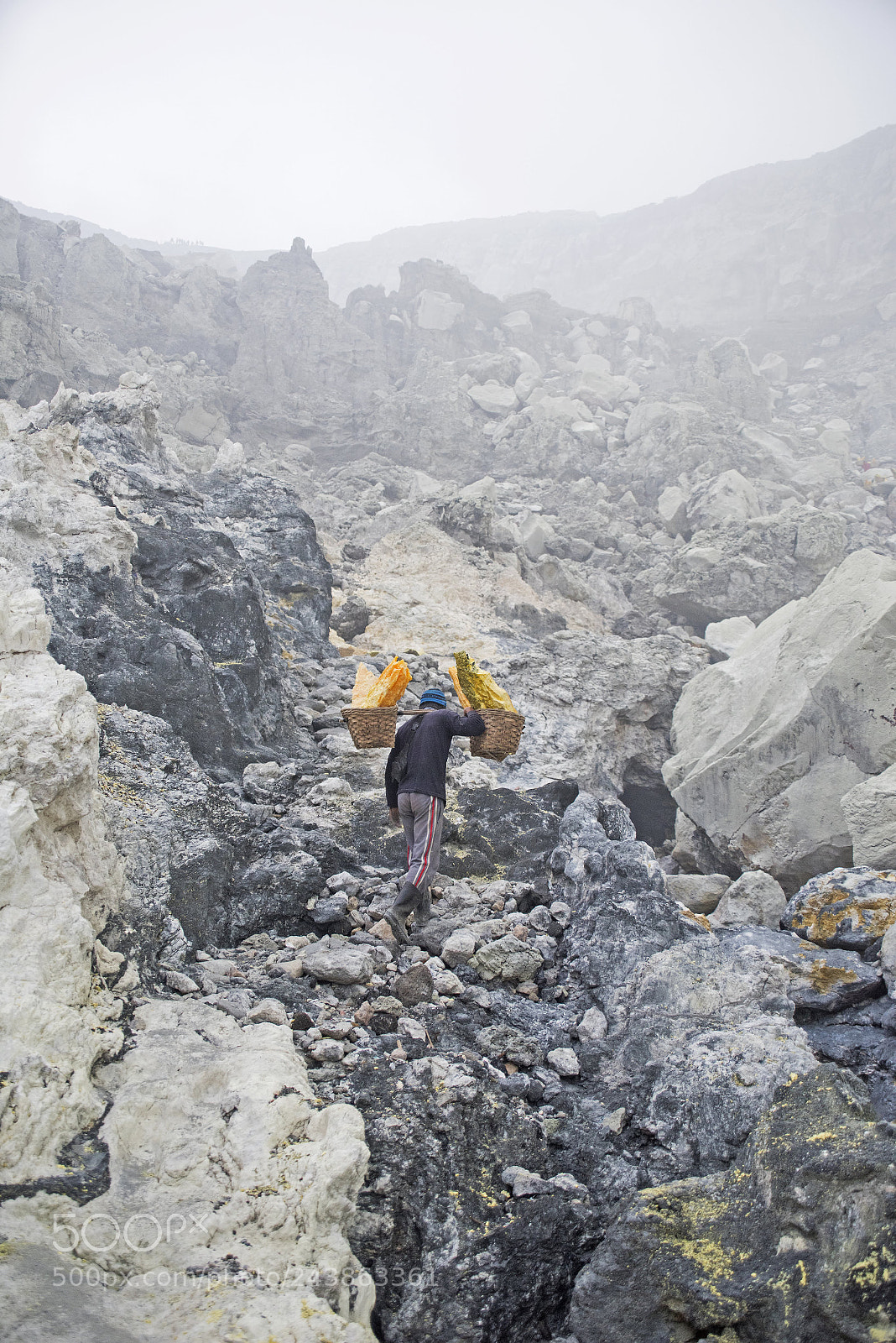 Nikon D810 sample photo. Ijen photography