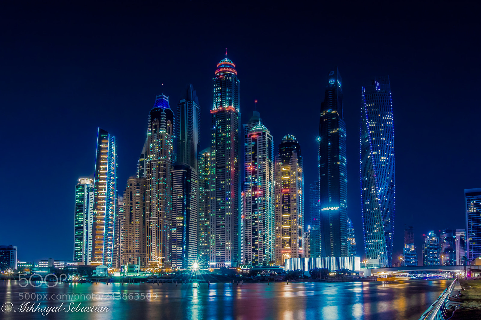 Nikon D3200 sample photo. Dubai marina photography
