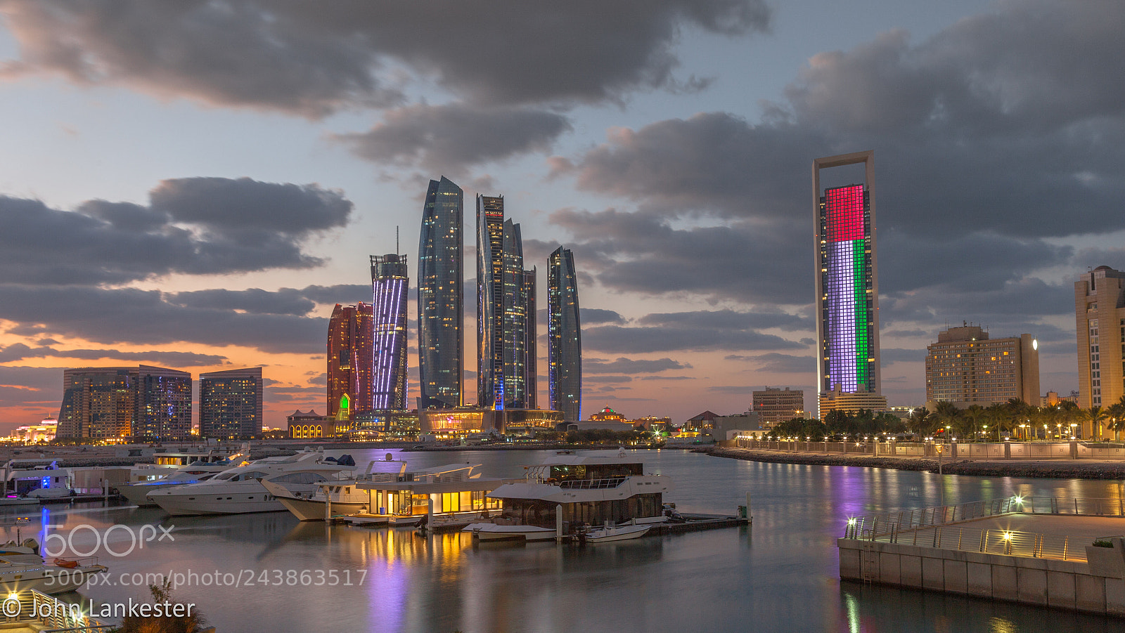 Canon EOS 5D Mark II sample photo. Uae national day skyline photography