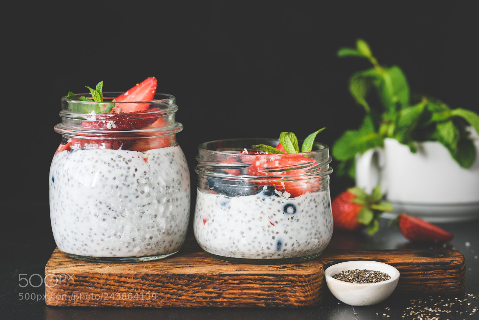 Nikon D810 sample photo. Chia pudding with fresh photography