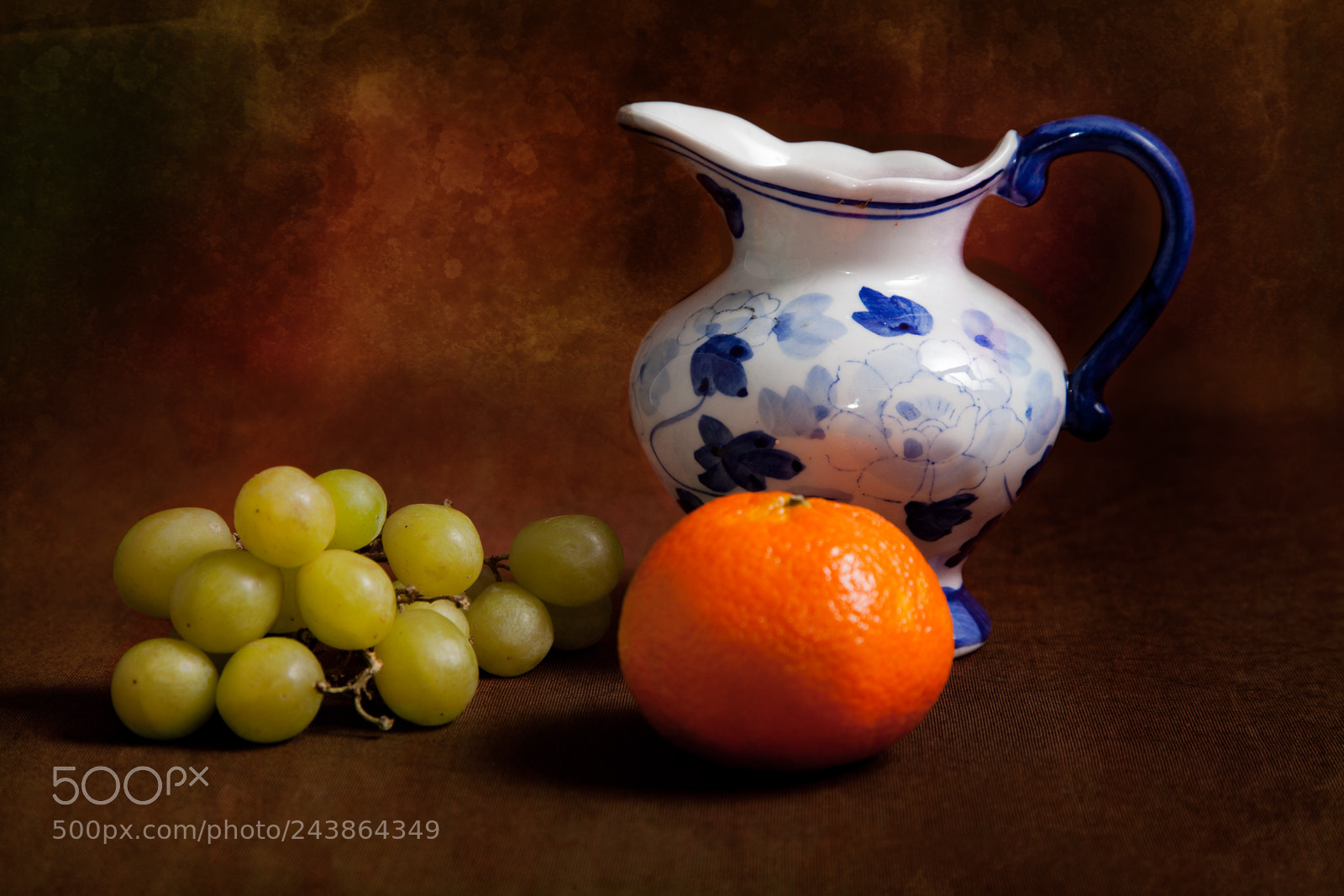 Canon EOS 5D Mark II sample photo. Jug with grapes and photography