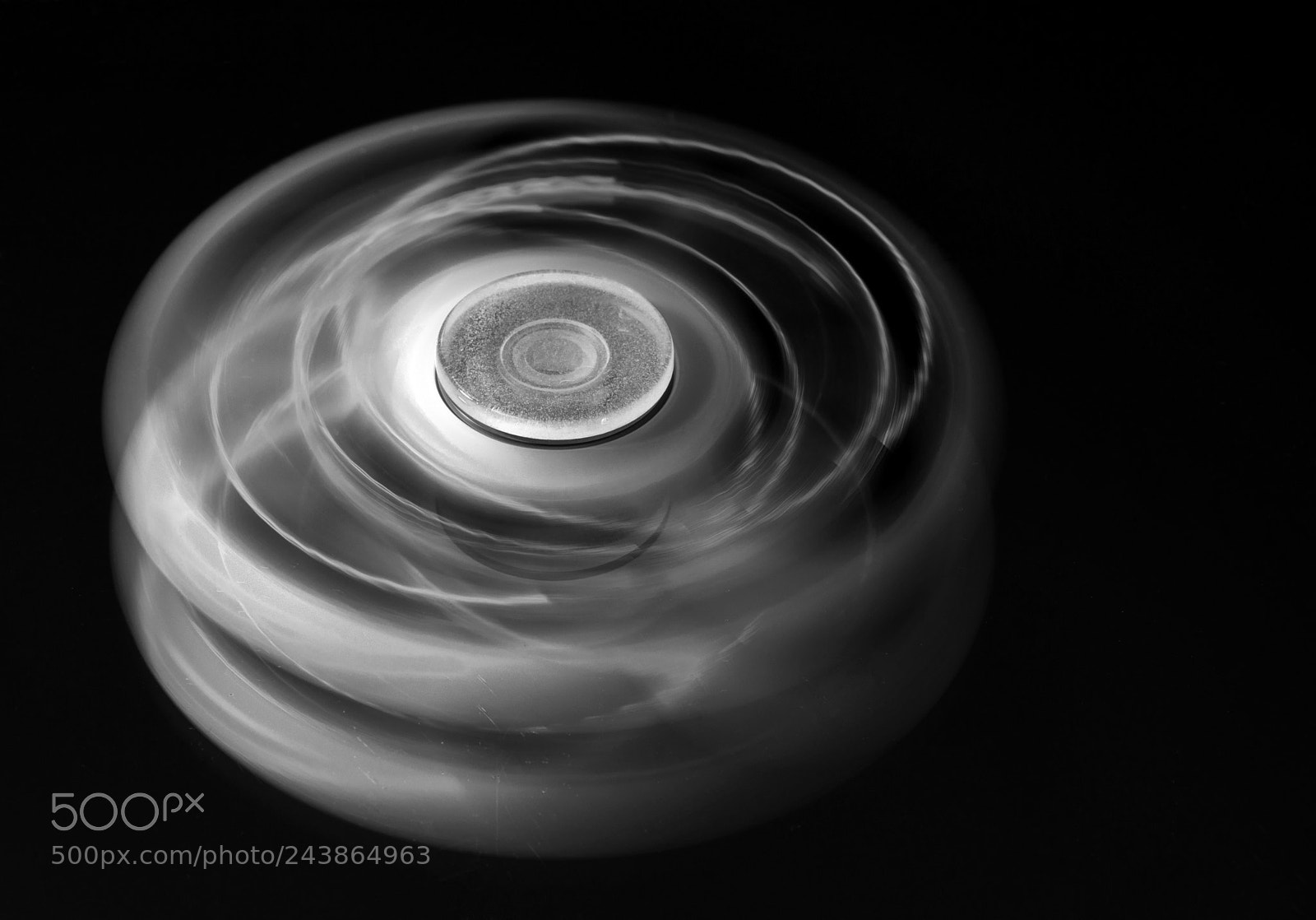 Nikon D810 sample photo. Spinning fidget spinner photography