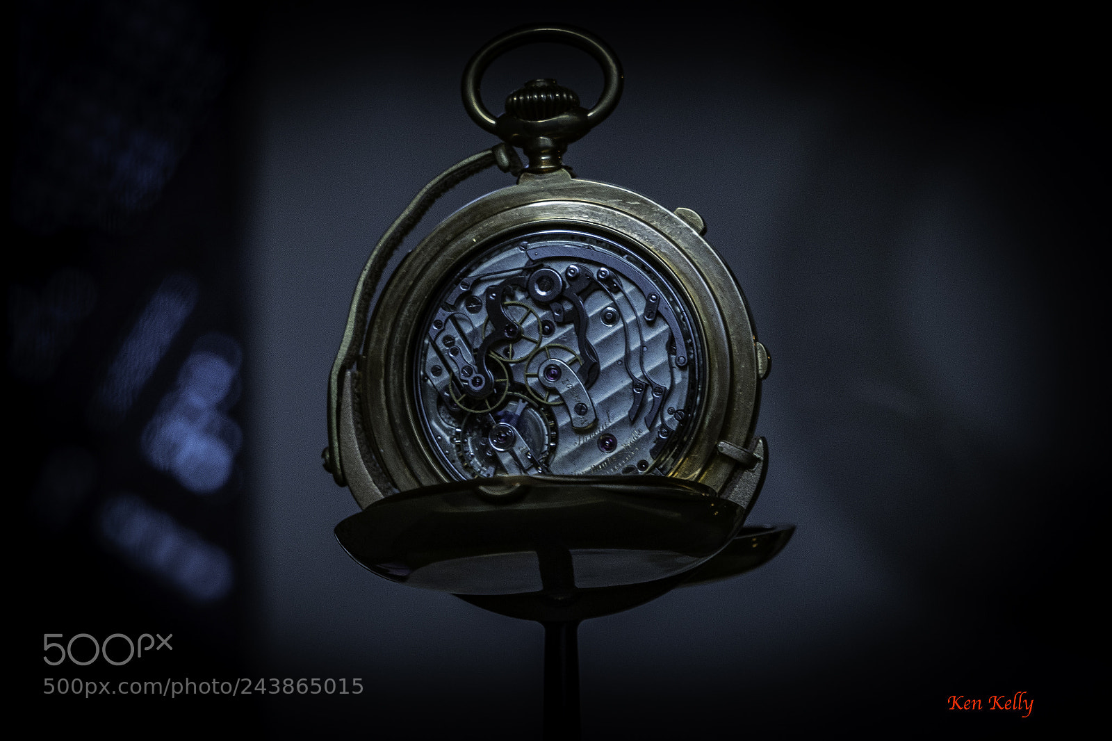 Canon EOS 7D Mark II sample photo. Pocket watch photography