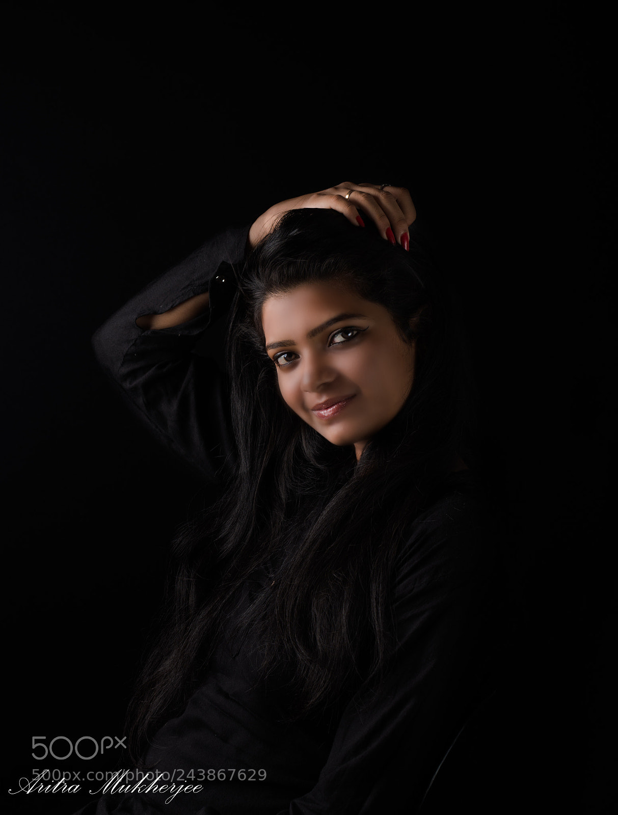 Pentax K-5 IIs sample photo. The lady in black photography
