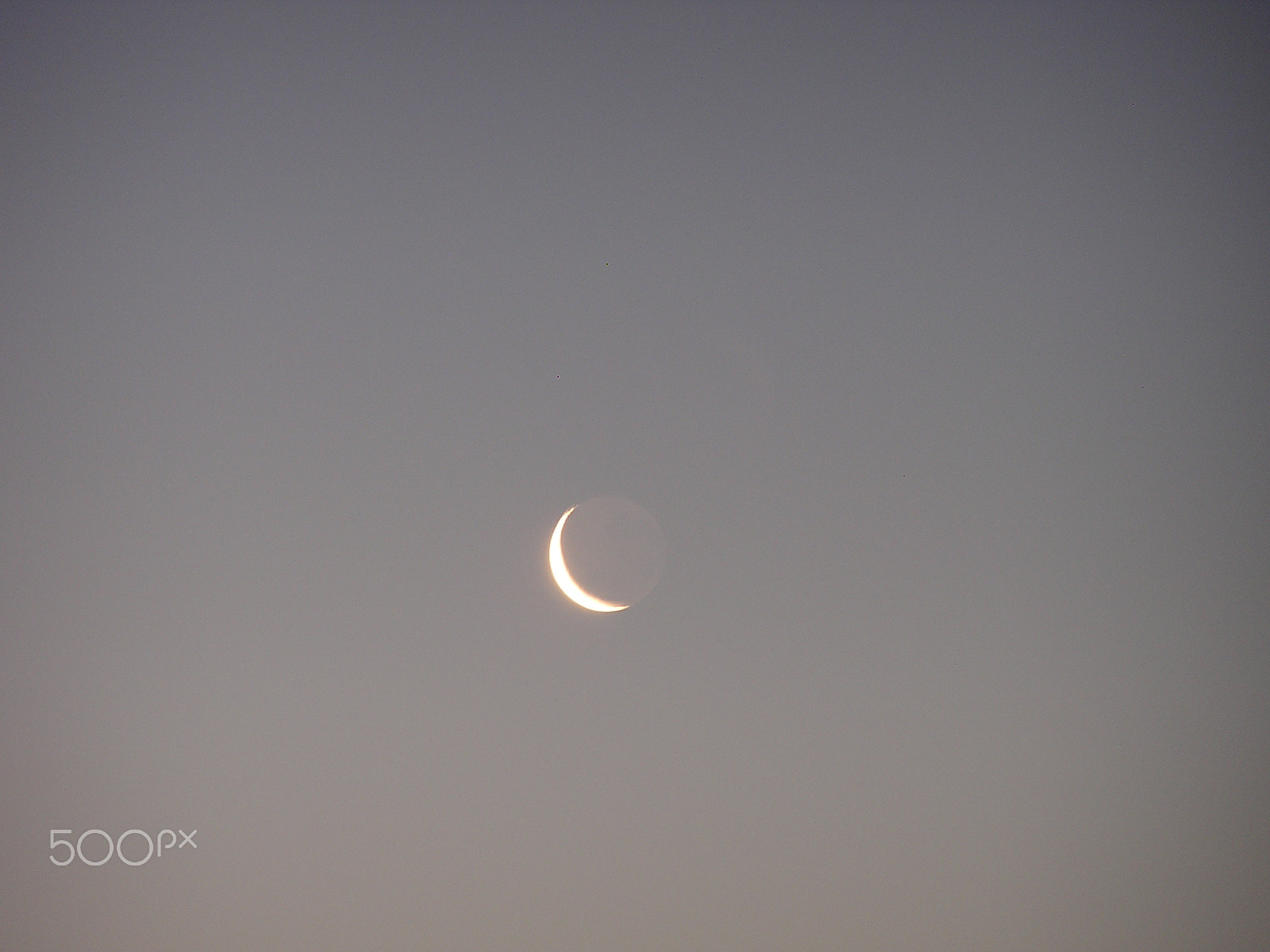 Olympus C740UZ sample photo. Moon photography