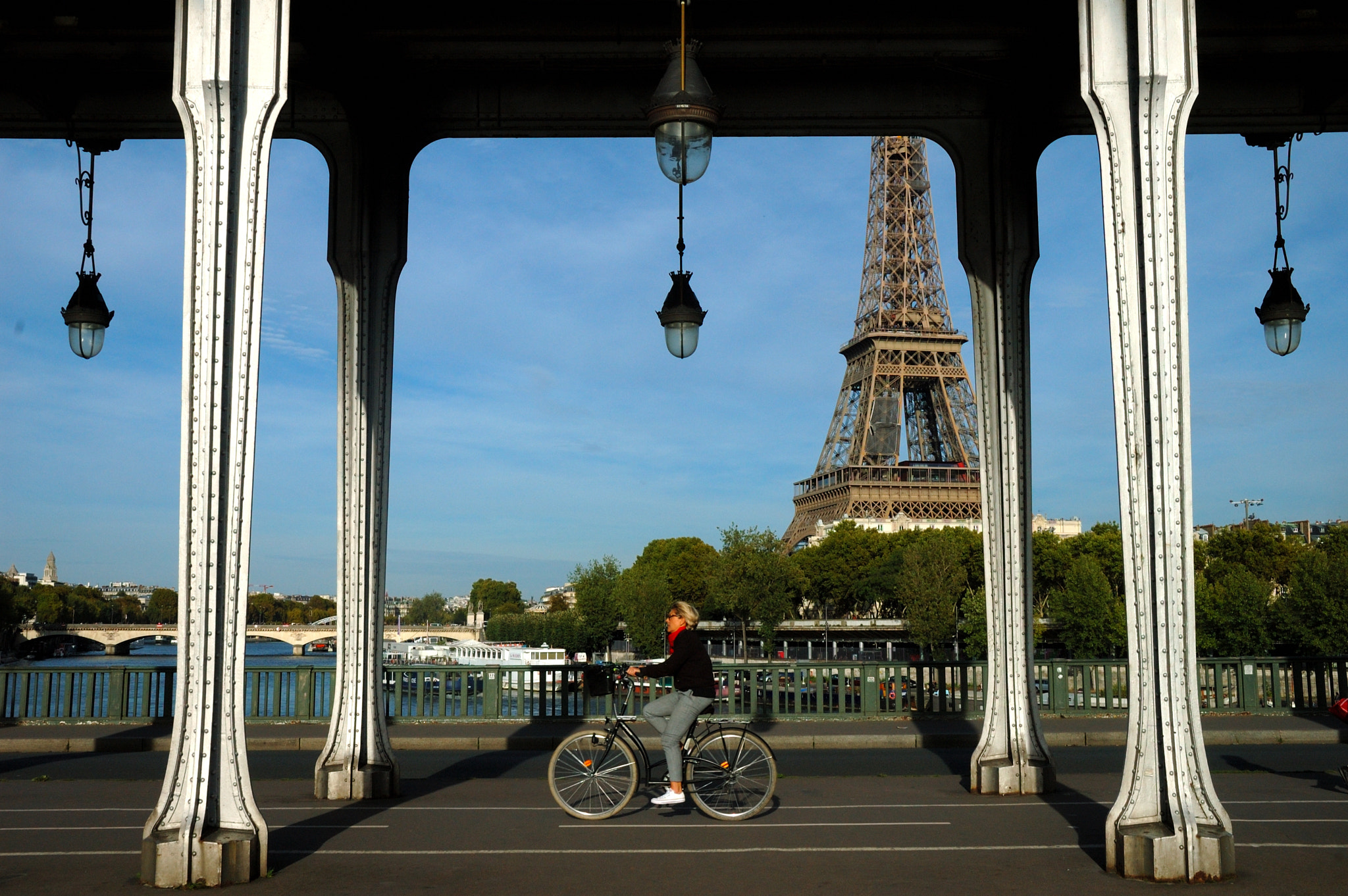 Nikon D70 sample photo. Eiffle tower. photography