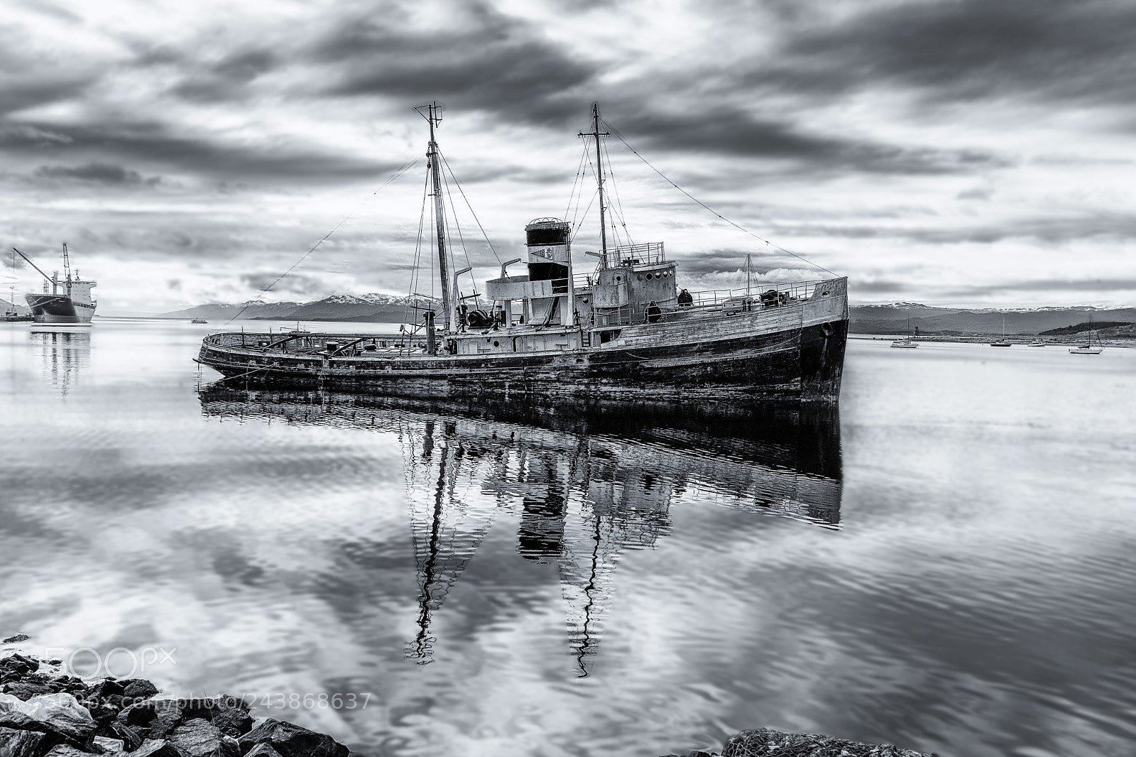 Canon EOS 750D (EOS Rebel T6i / EOS Kiss X8i) sample photo. Hms justice - ba photography