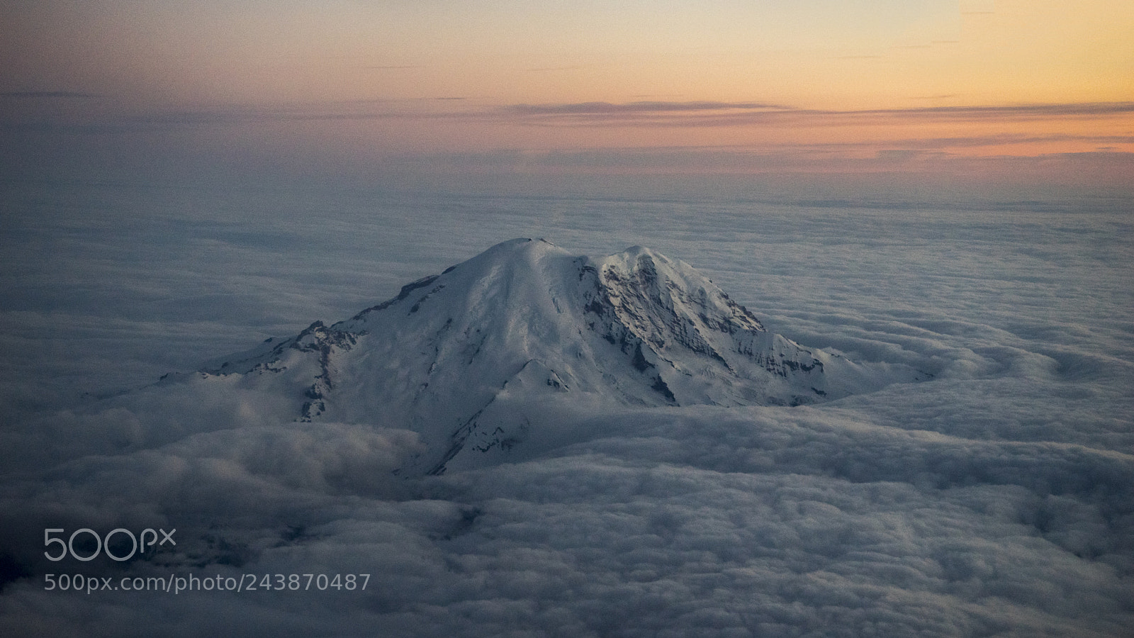 Sony a7 sample photo. Seattle mountain photography