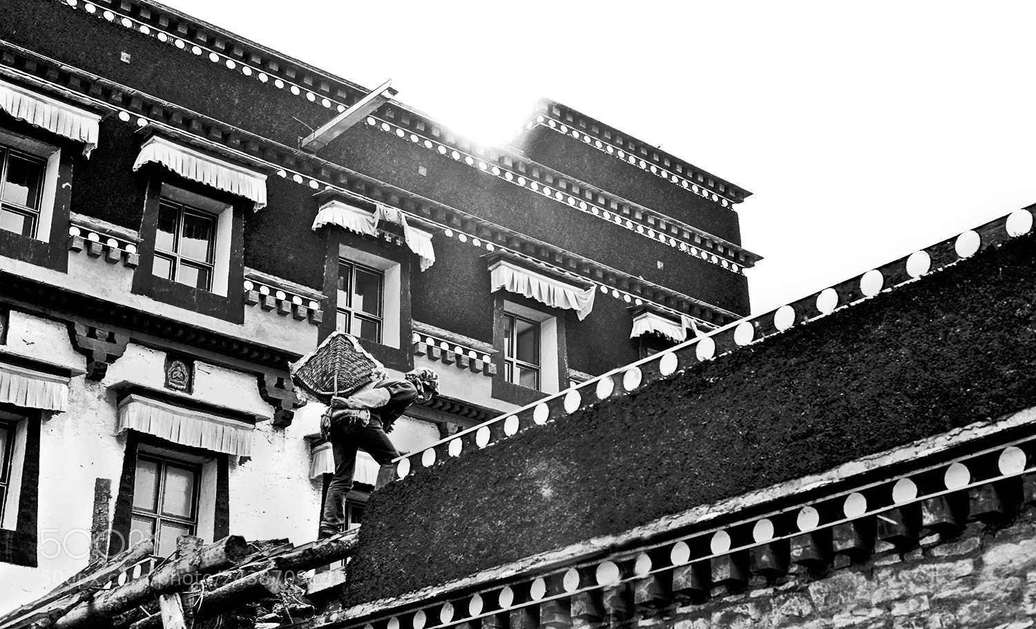 Nikon D800E sample photo. 藏区建设者 photography