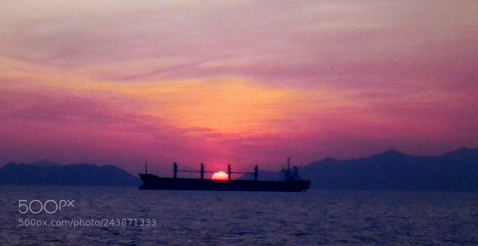 Xiaomi Redmi Note 4 sample photo. Cargo: sun photography