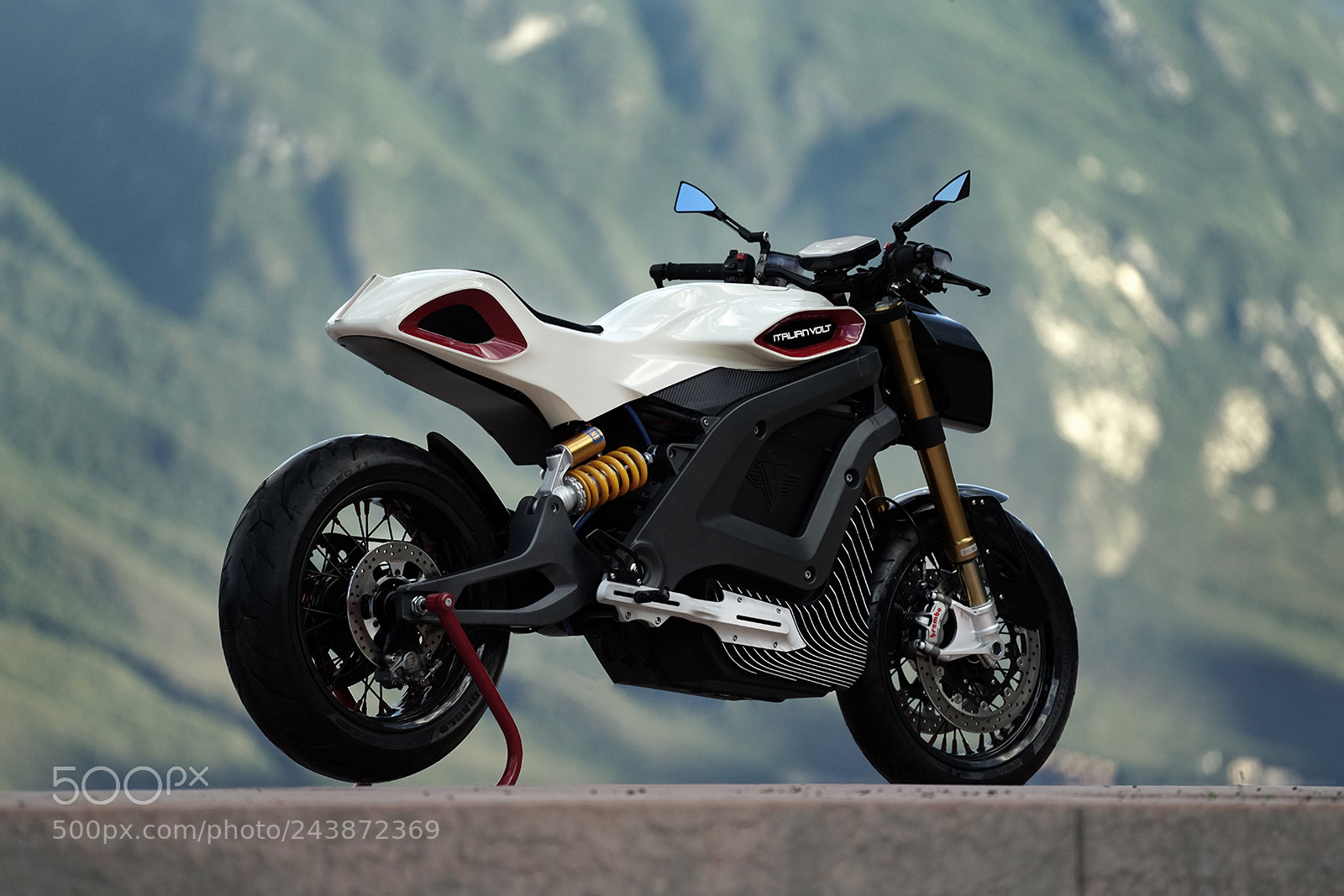 Sony a7R II sample photo. Lacuna italian volt photography
