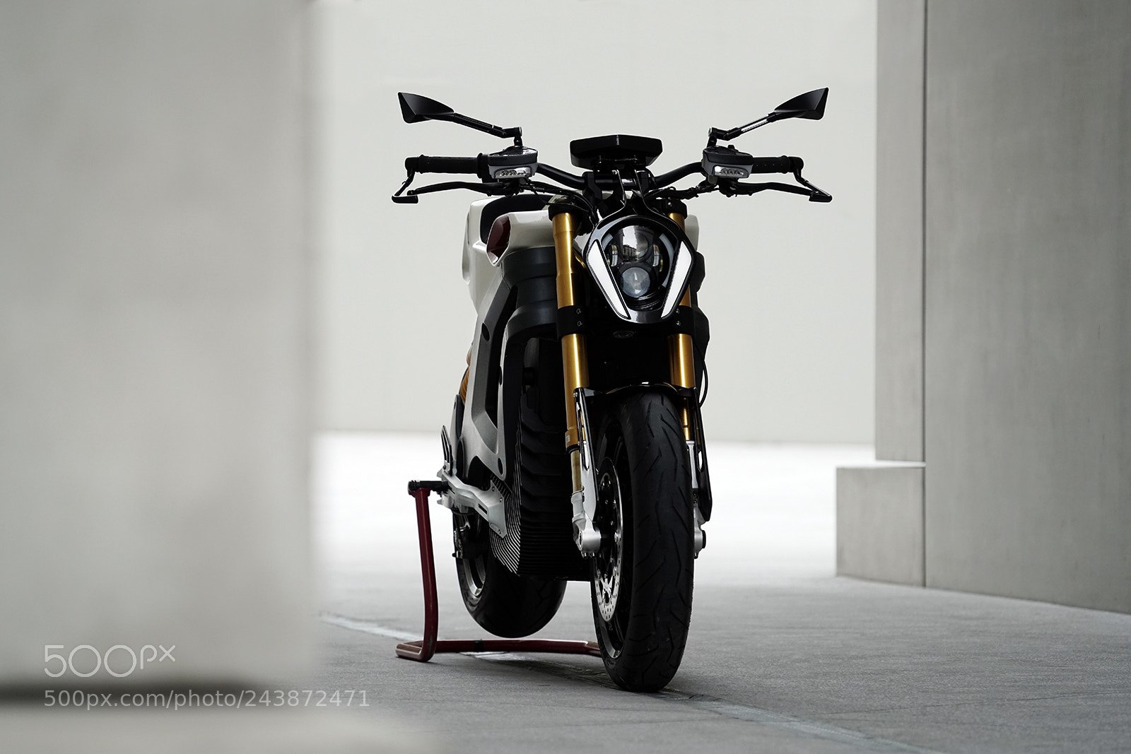 Sony a7R II sample photo. Lacuna italian volt photography
