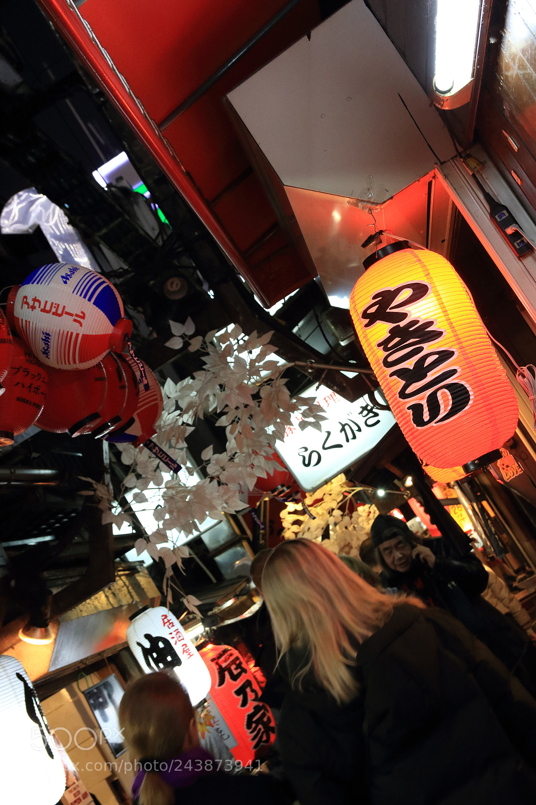 Canon EOS 7D Mark II sample photo. Alley photography