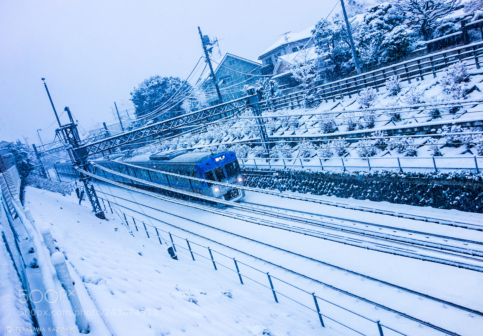 Sony Cyber-shot DSC-RX100 sample photo. Snow train photography