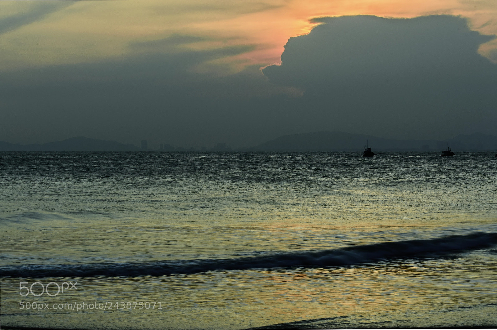 Nikon D3200 sample photo. Vung tau in the photography