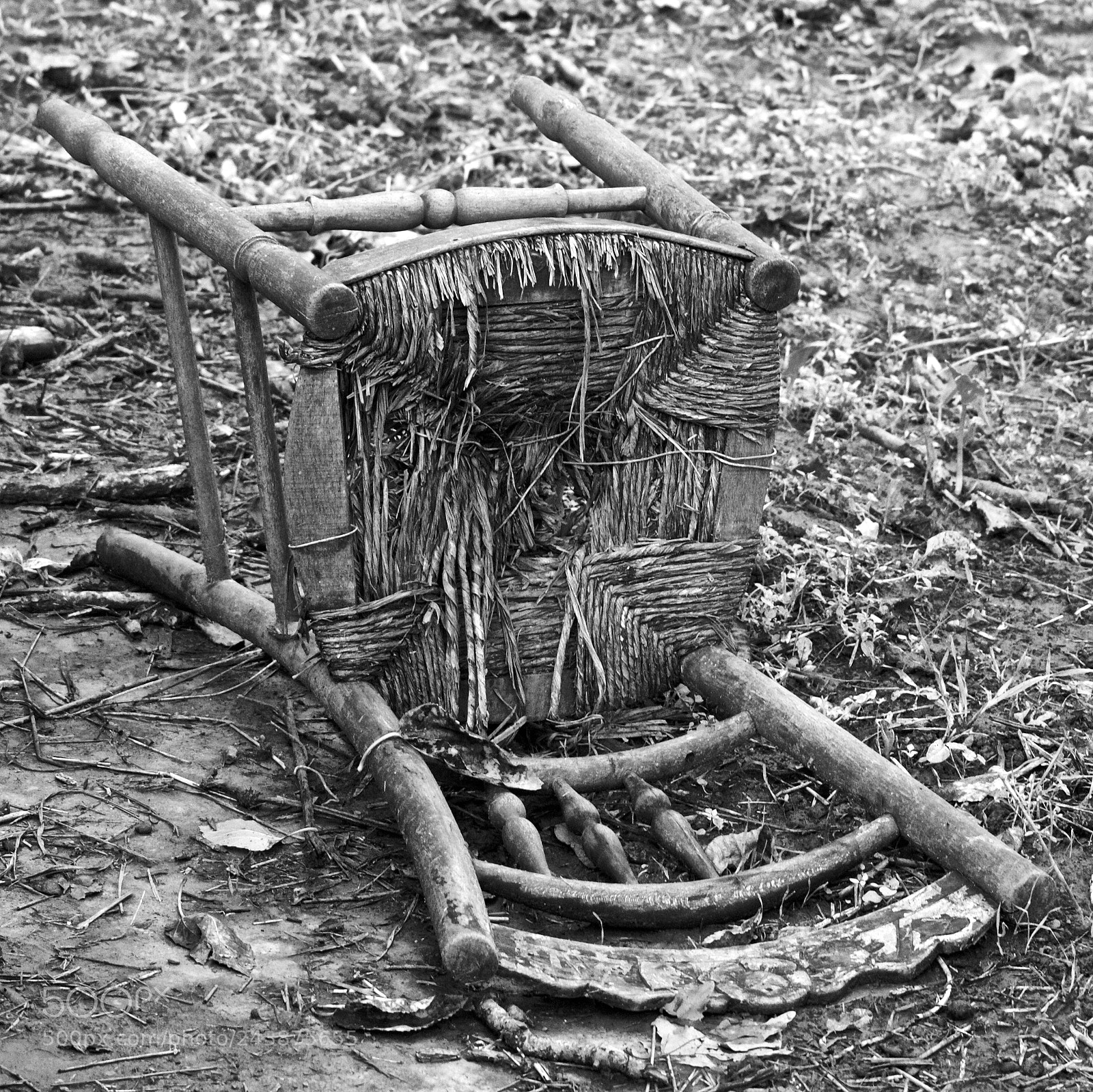 Canon EOS 400D (EOS Digital Rebel XTi / EOS Kiss Digital X) sample photo. Chair photography